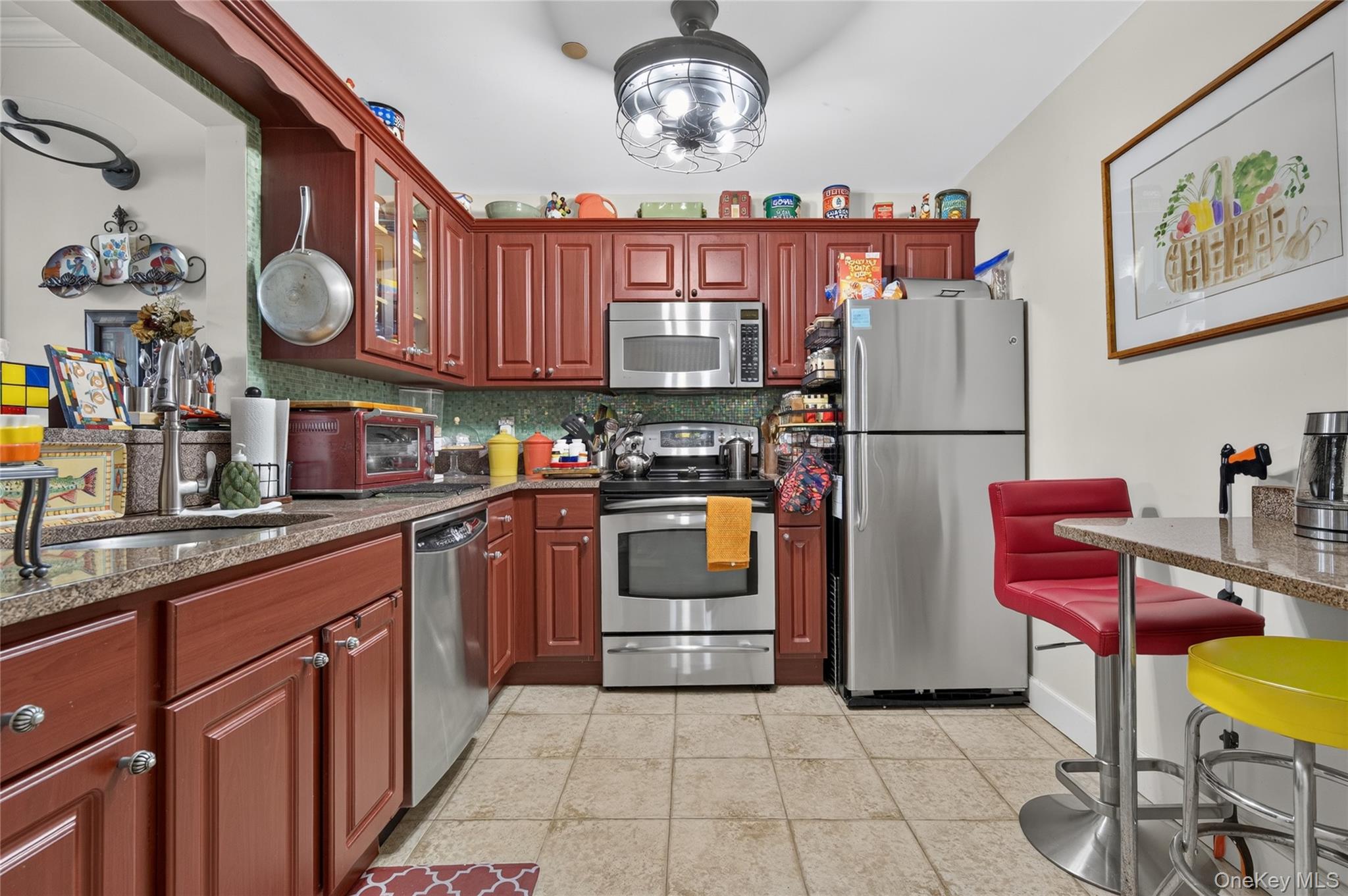 50 Merrick Avenue 423 Property Photo 6