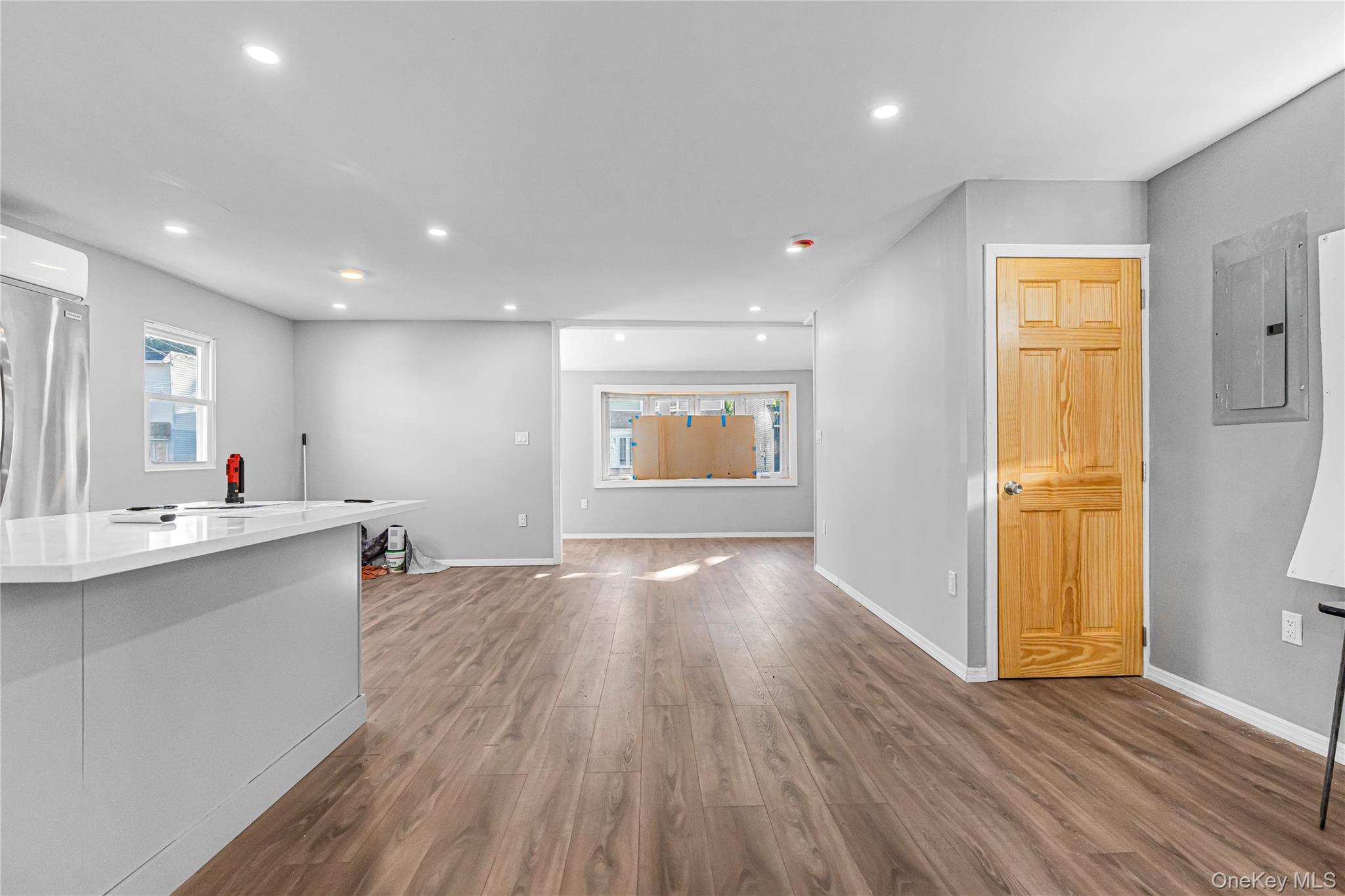 1161 E 88th Street Property Photo 5