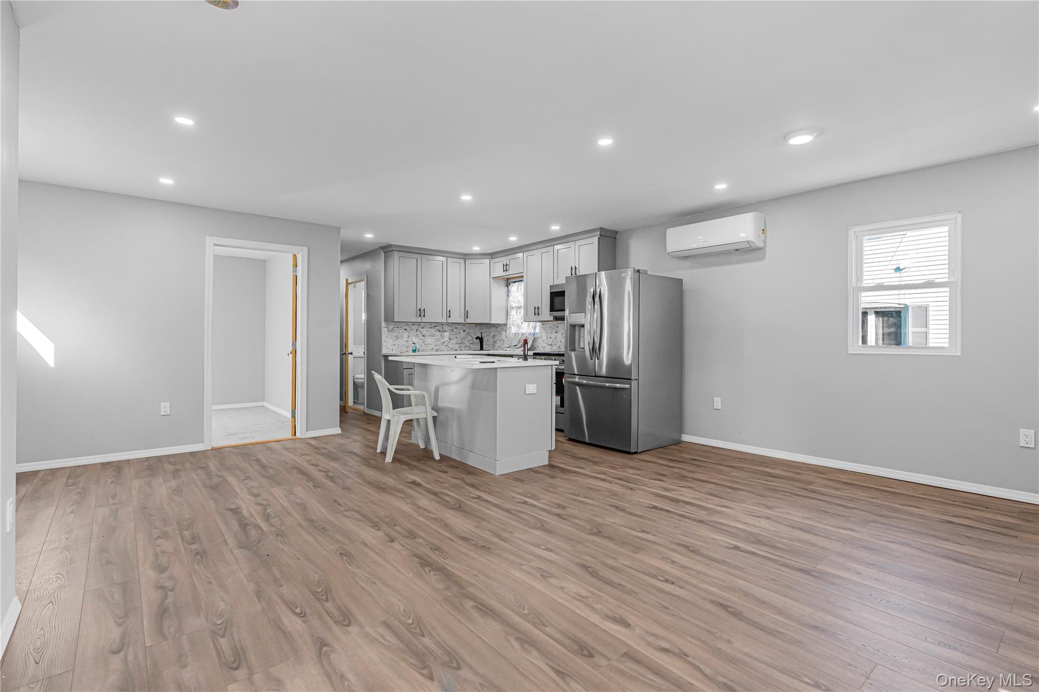 1161 E 88th Street Property Photo 8