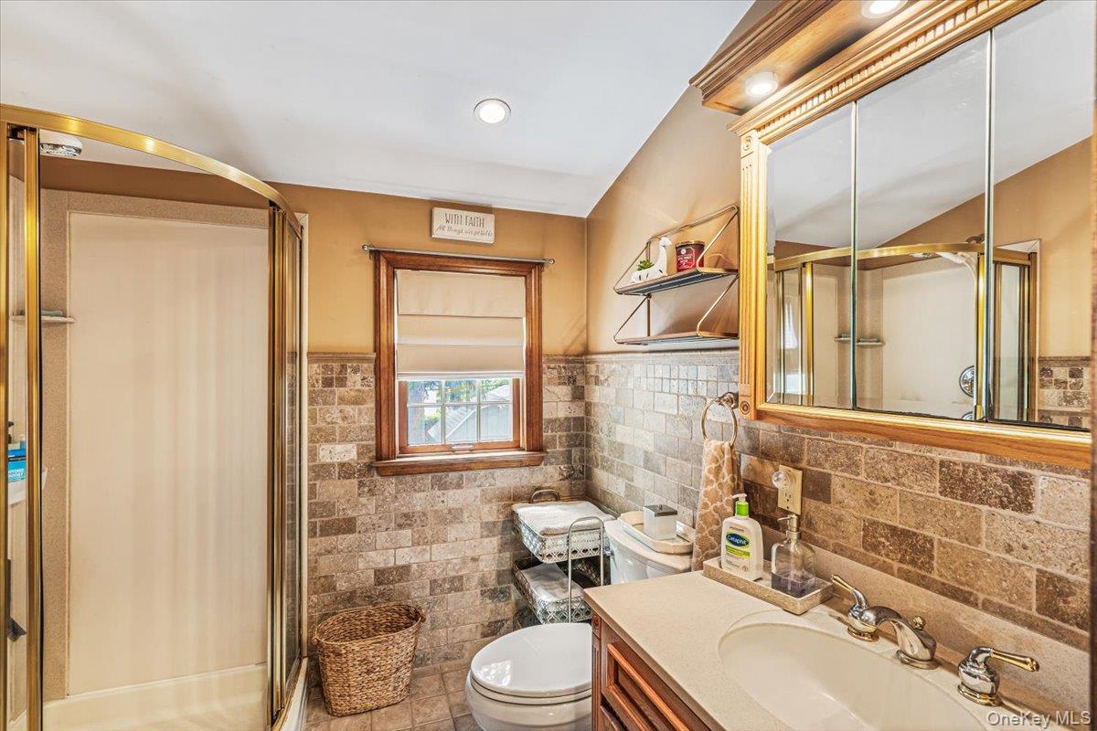 138 Locust Street Property Photo 16