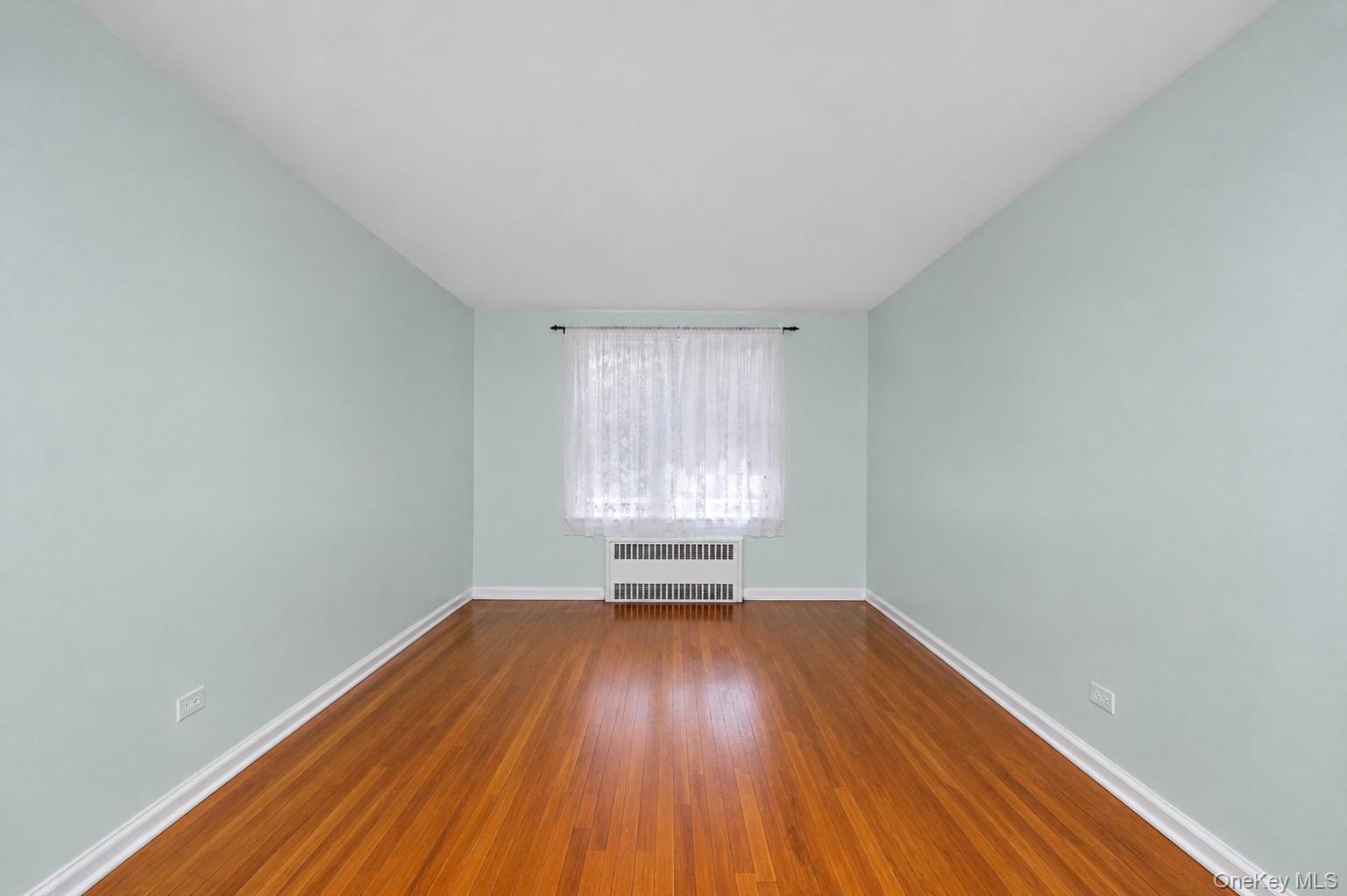 83-85 Woodhaven Boulevard 3r Property Photo 2