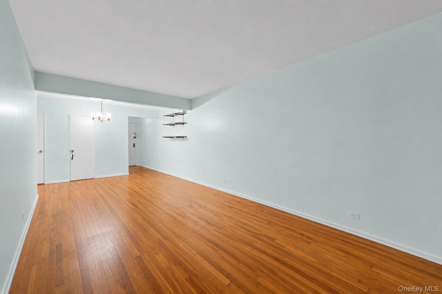 83-85 Woodhaven Boulevard 3r Property Photo 4