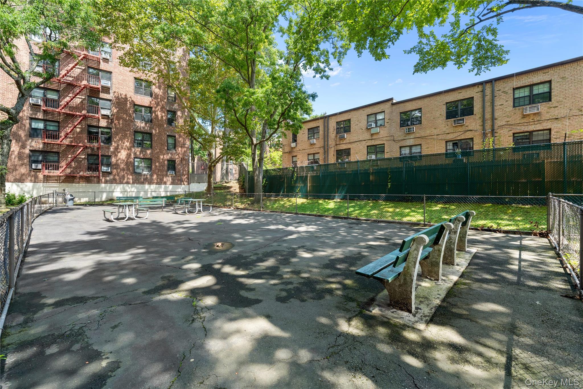 83-85 Woodhaven Boulevard 3r Property Photo 24