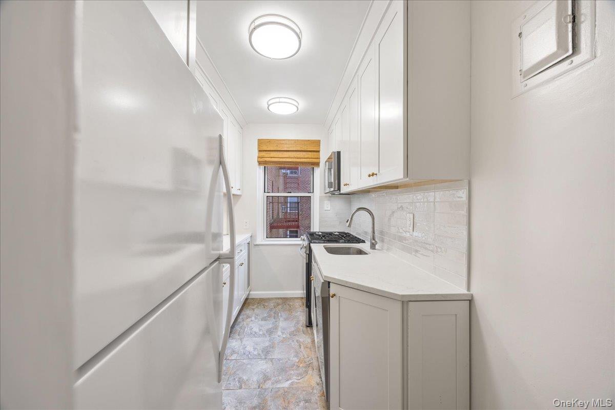 821 Bronx River Road 4d Property Photo 12