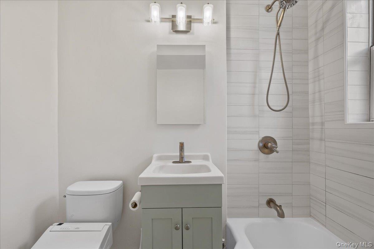 821 Bronx River Road 4d Property Photo 19