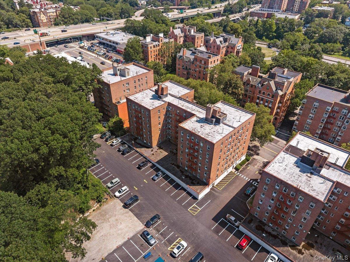 821 Bronx River Road 4d Property Photo 29