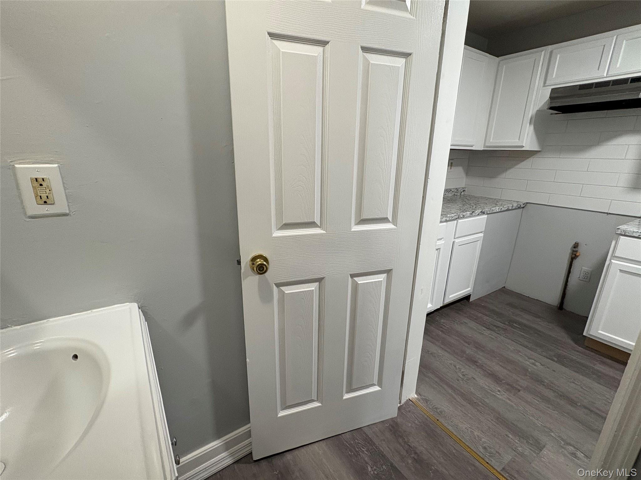 208 Main Street F Property Photo 5