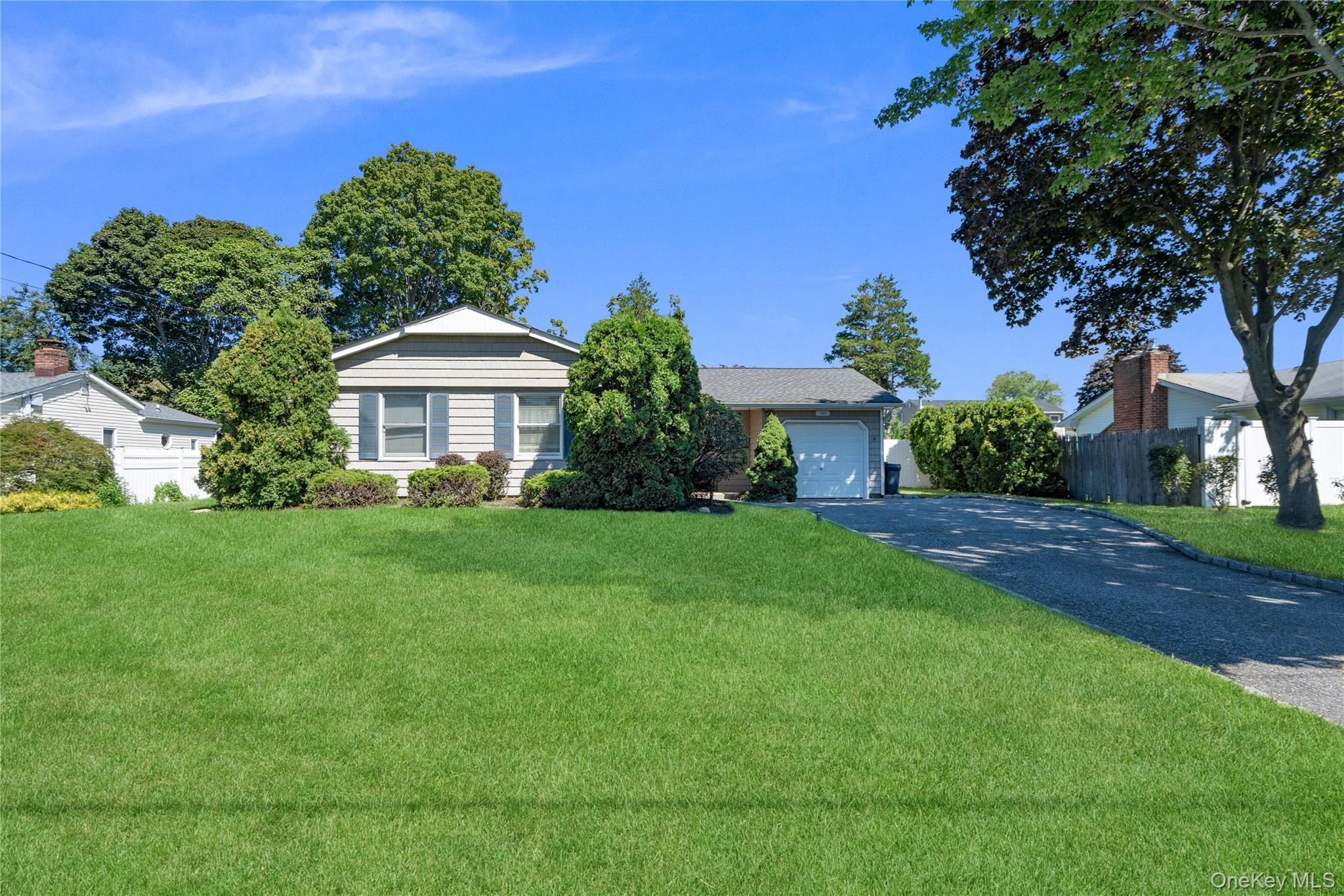 120 Budenos Drive Property Photo 2