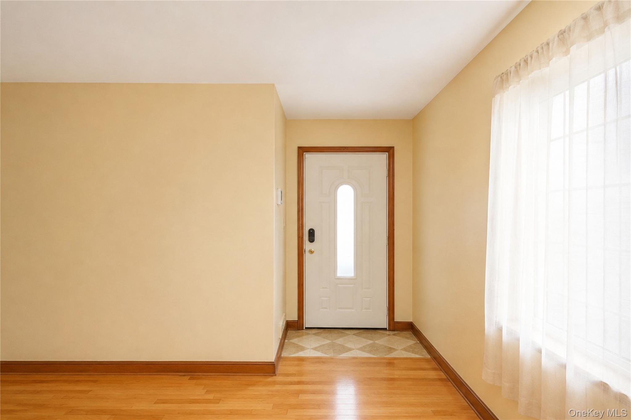 3895 Amboy Road Property Photo 5