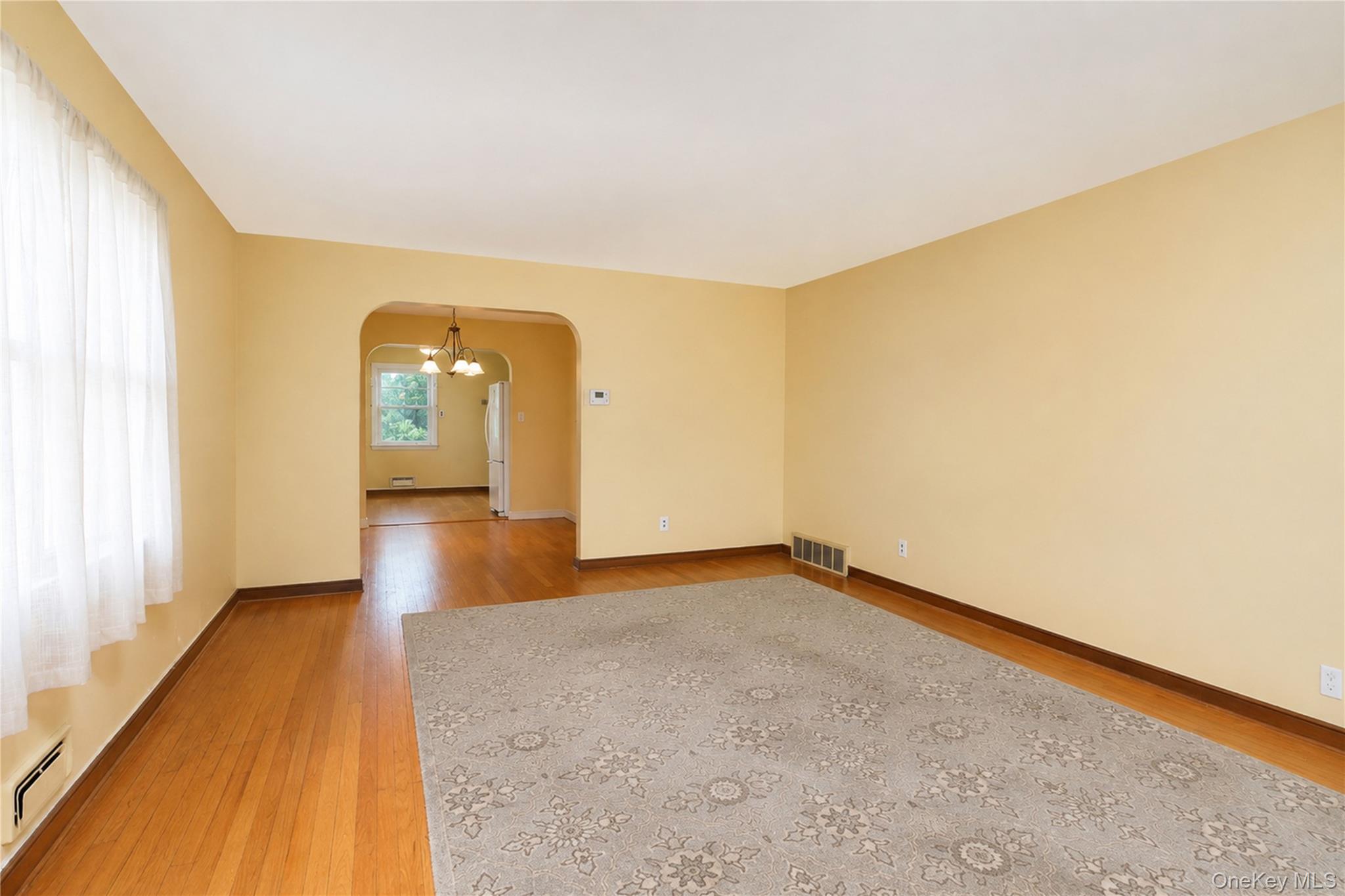 3895 Amboy Road Property Photo 6