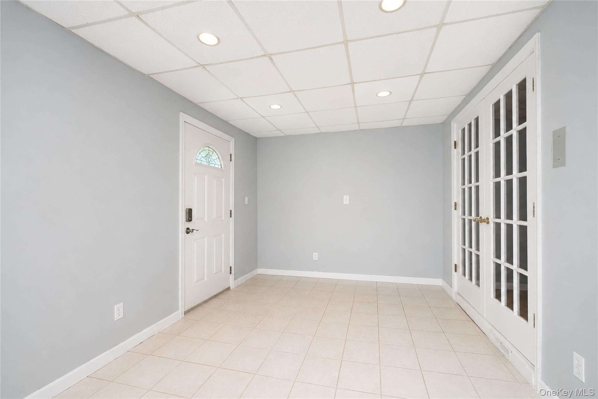 3895 Amboy Road Property Photo 12