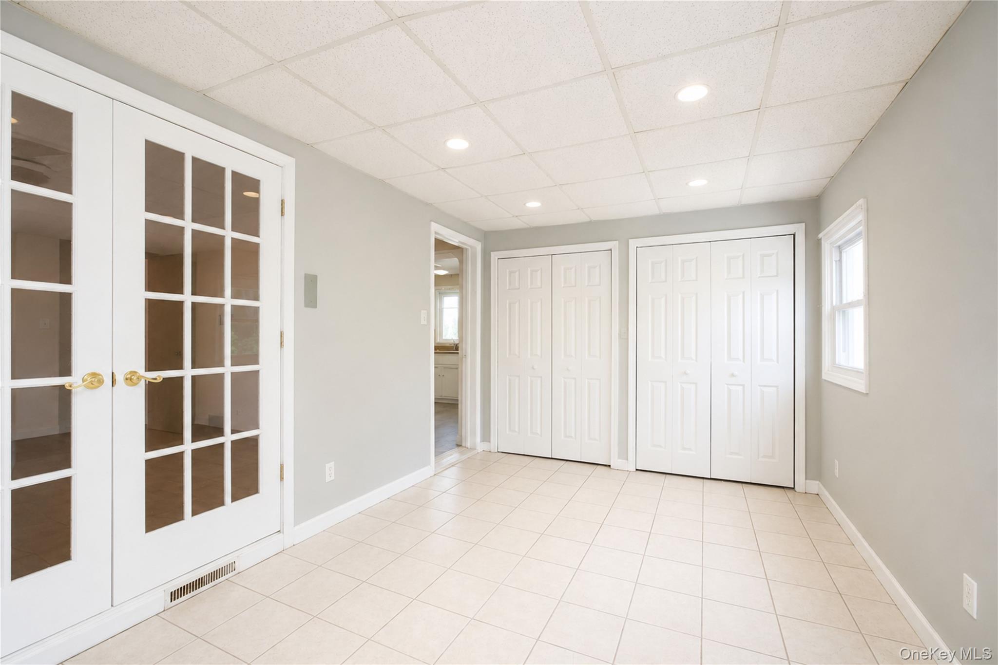3895 Amboy Road Property Photo 13