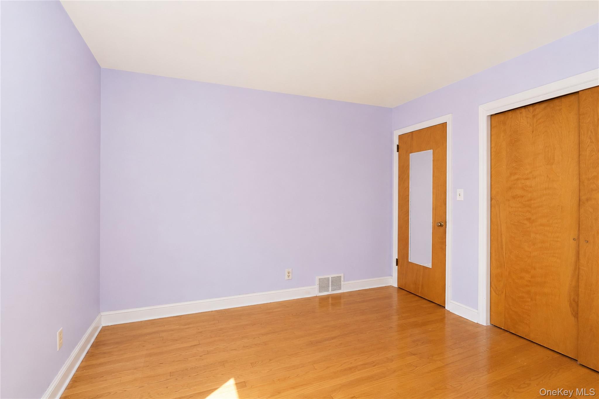 3895 Amboy Road Property Photo 15