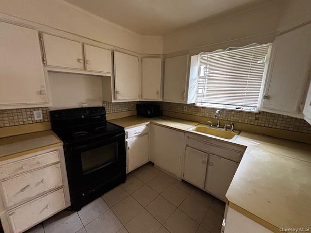 305 10th Avenue Property Photo 3