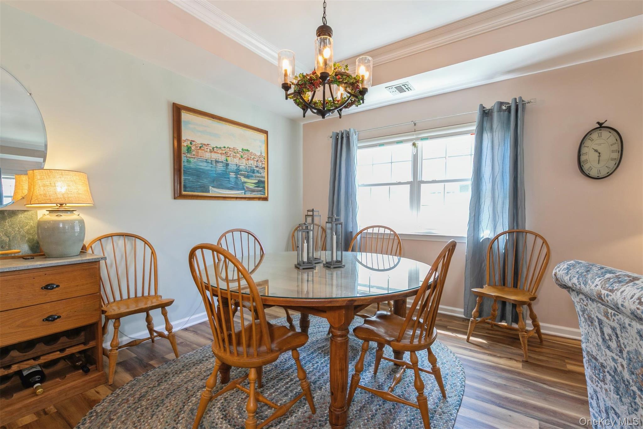 1401 Aerie Way Property Photo 6