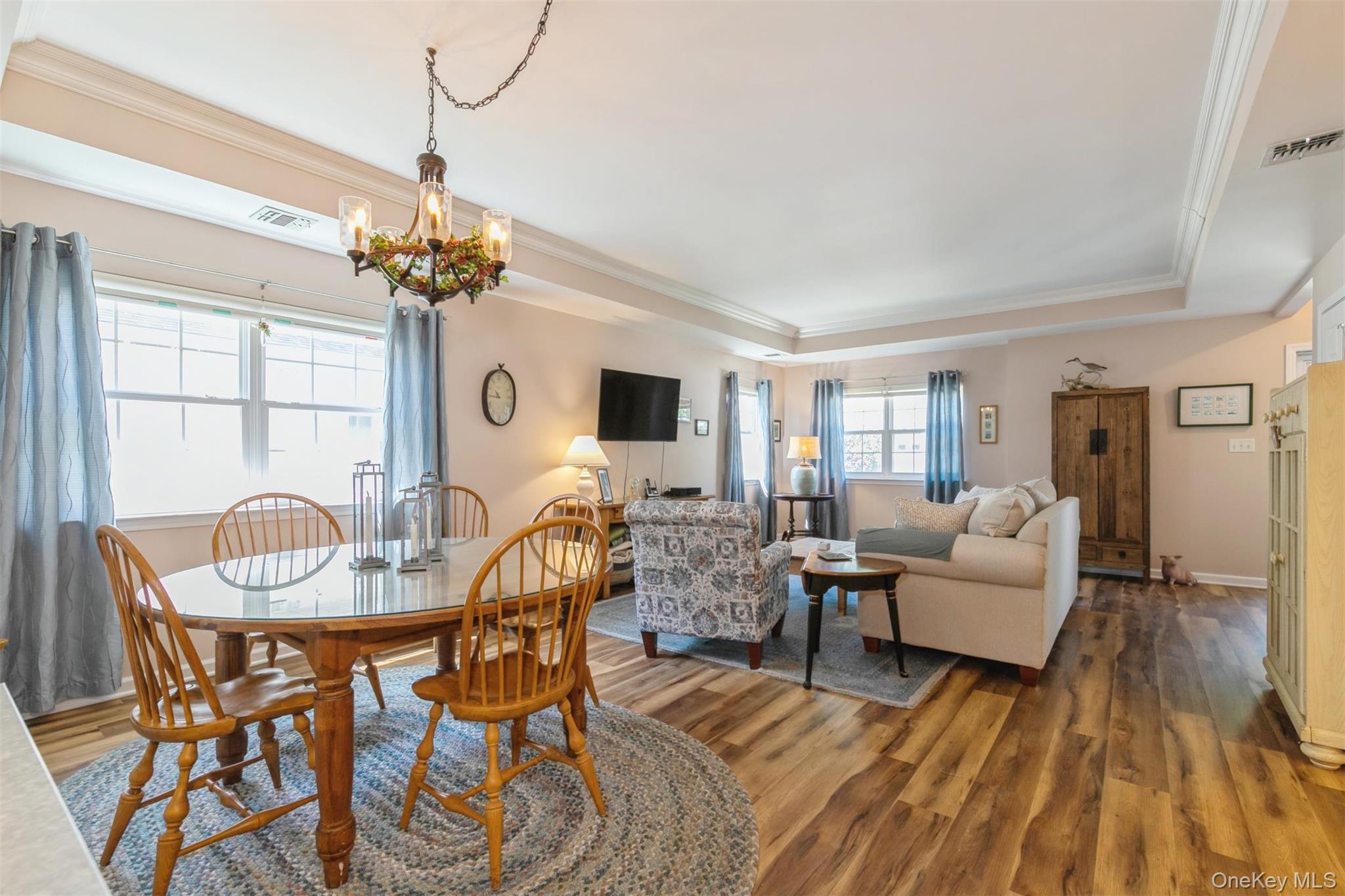 1401 Aerie Way Property Photo 12