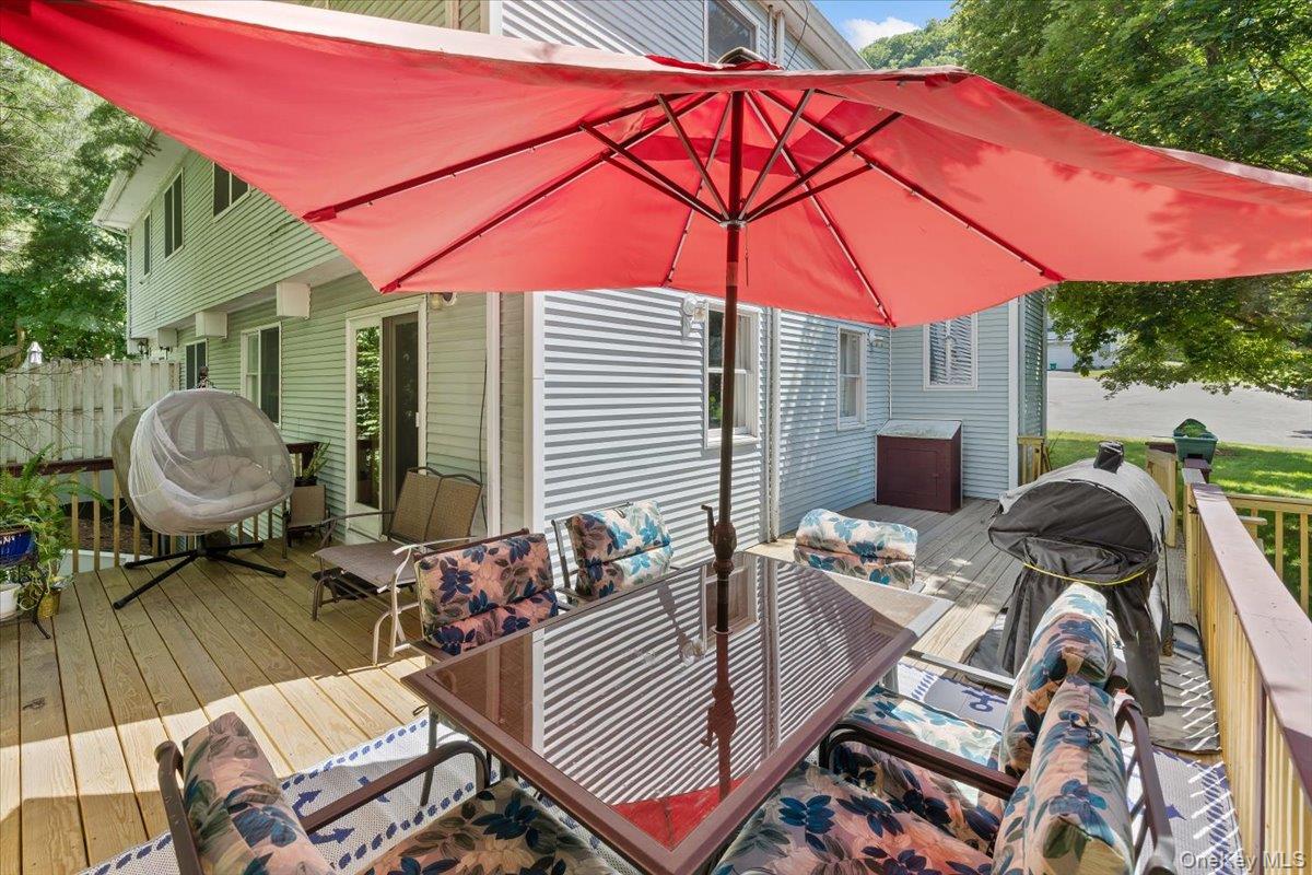67 Hillside Avenue Property Photo 3