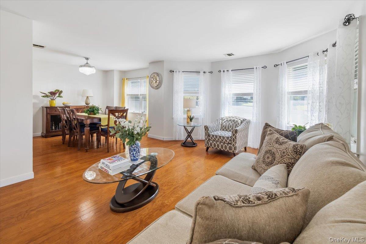 67 Hillside Avenue Property Photo 8