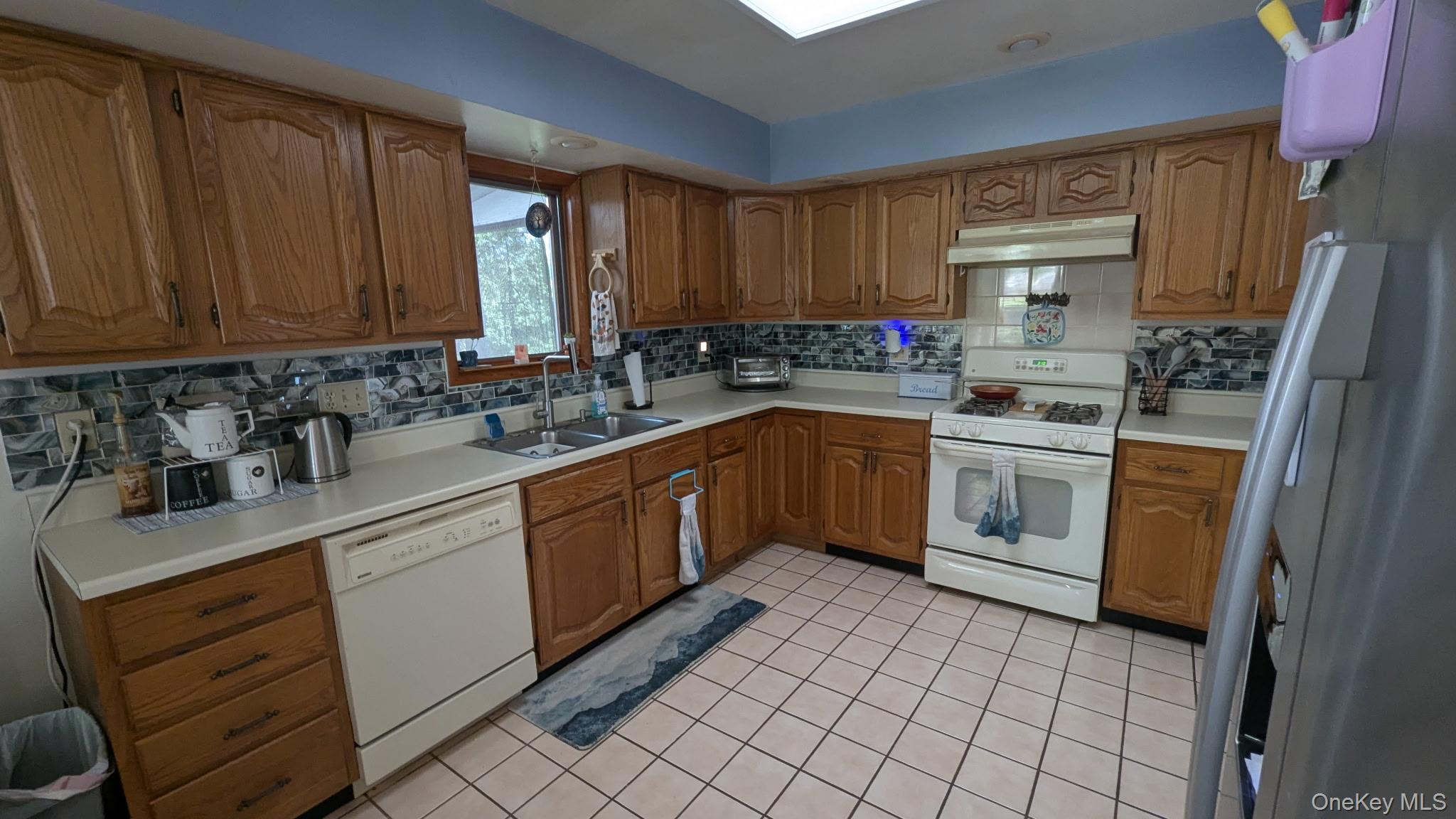 21 Kleitz Avenue Property Photo 5