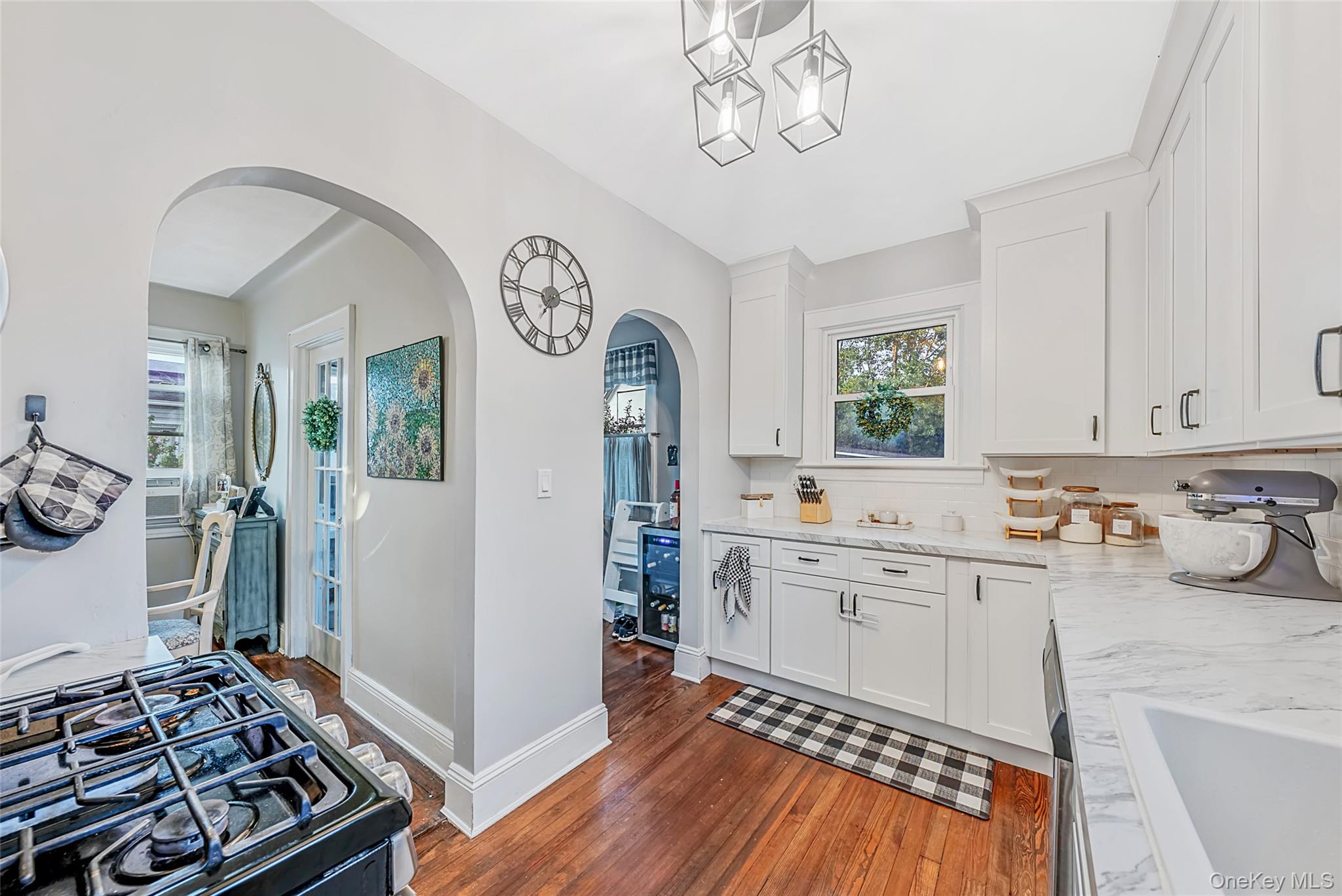 750 Howard Avenue Property Photo 11