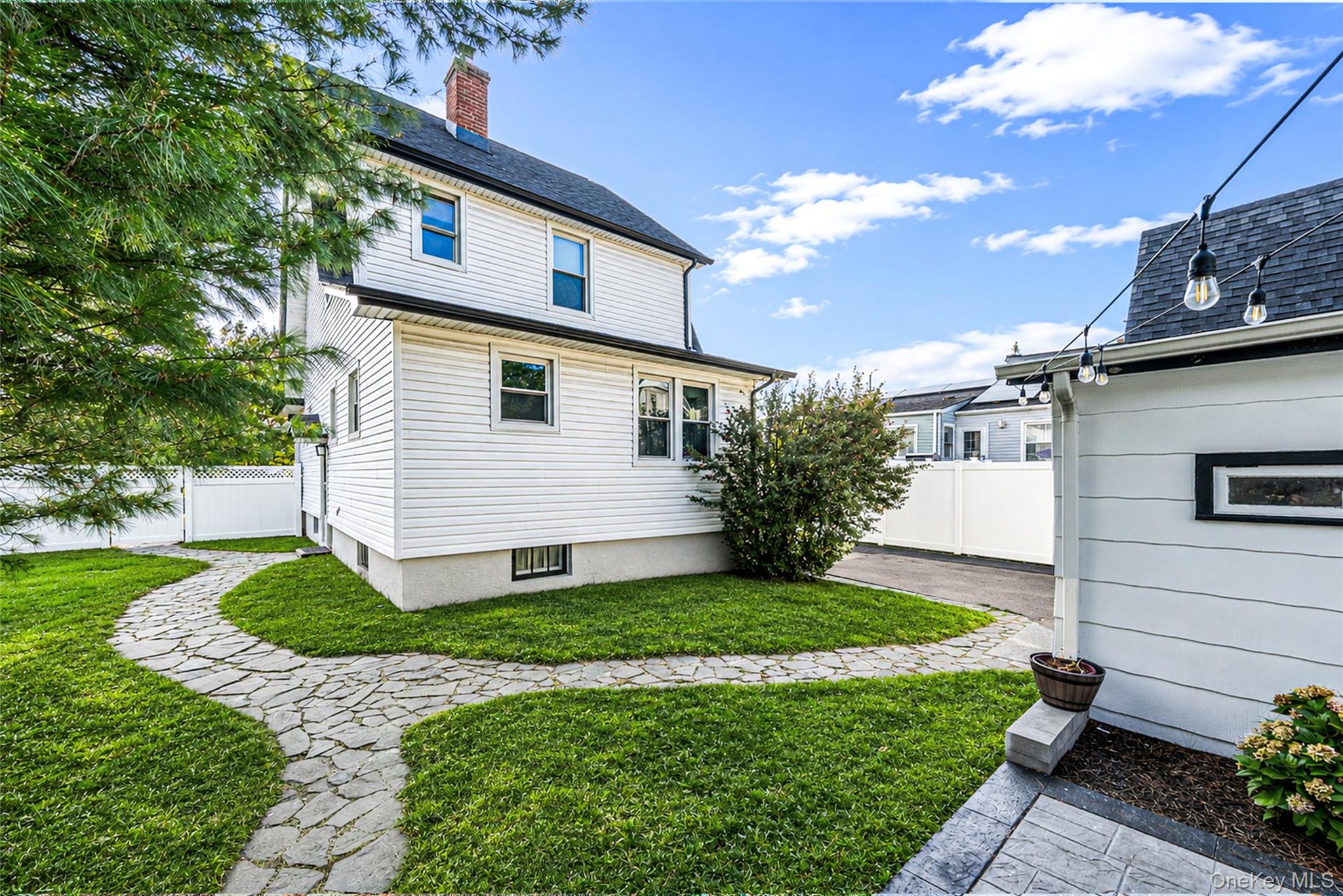 750 Howard Avenue Property Photo 28