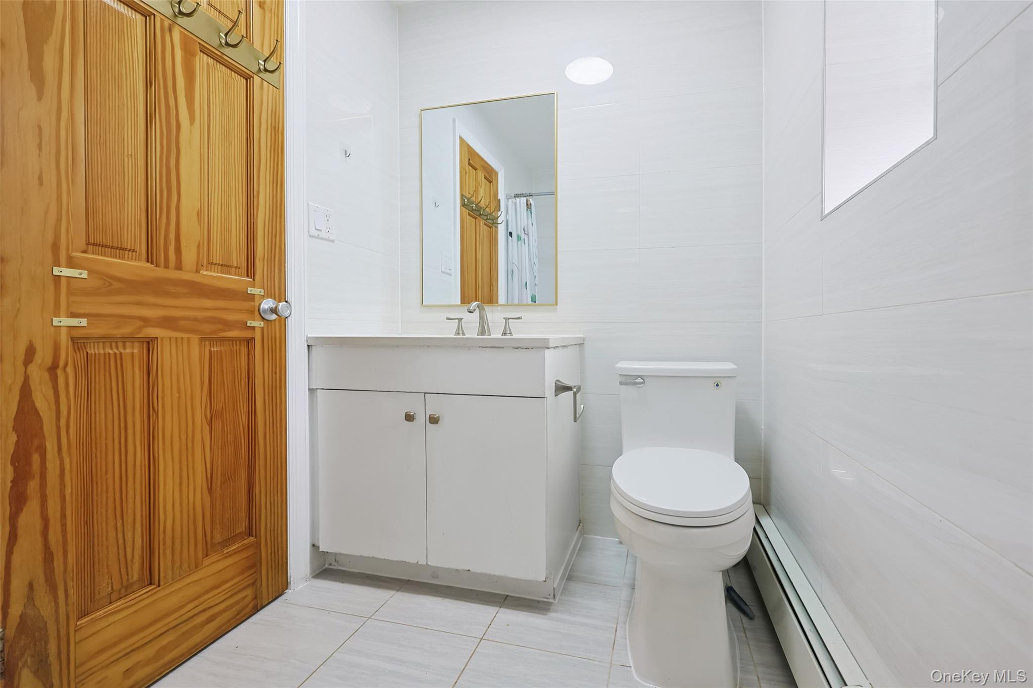 9001 70th Drive Property Photo 12