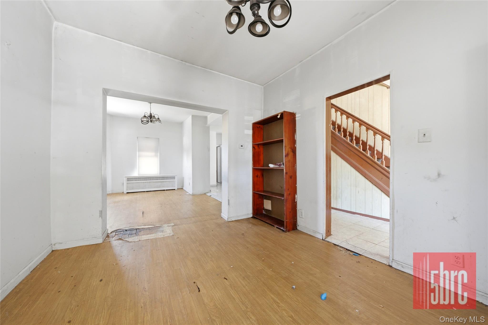 1201 37th Street Property Photo 4