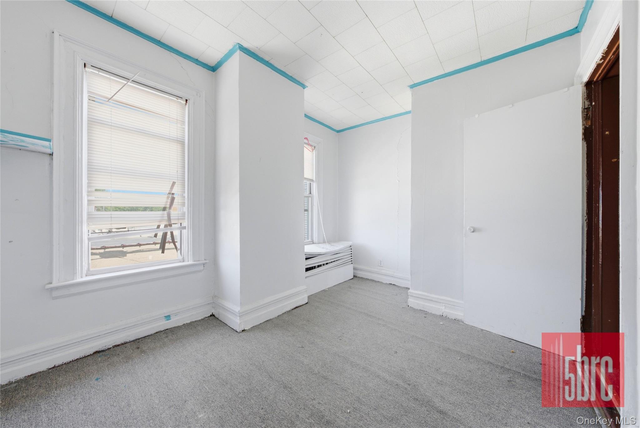 1201 37th Street Property Photo 10