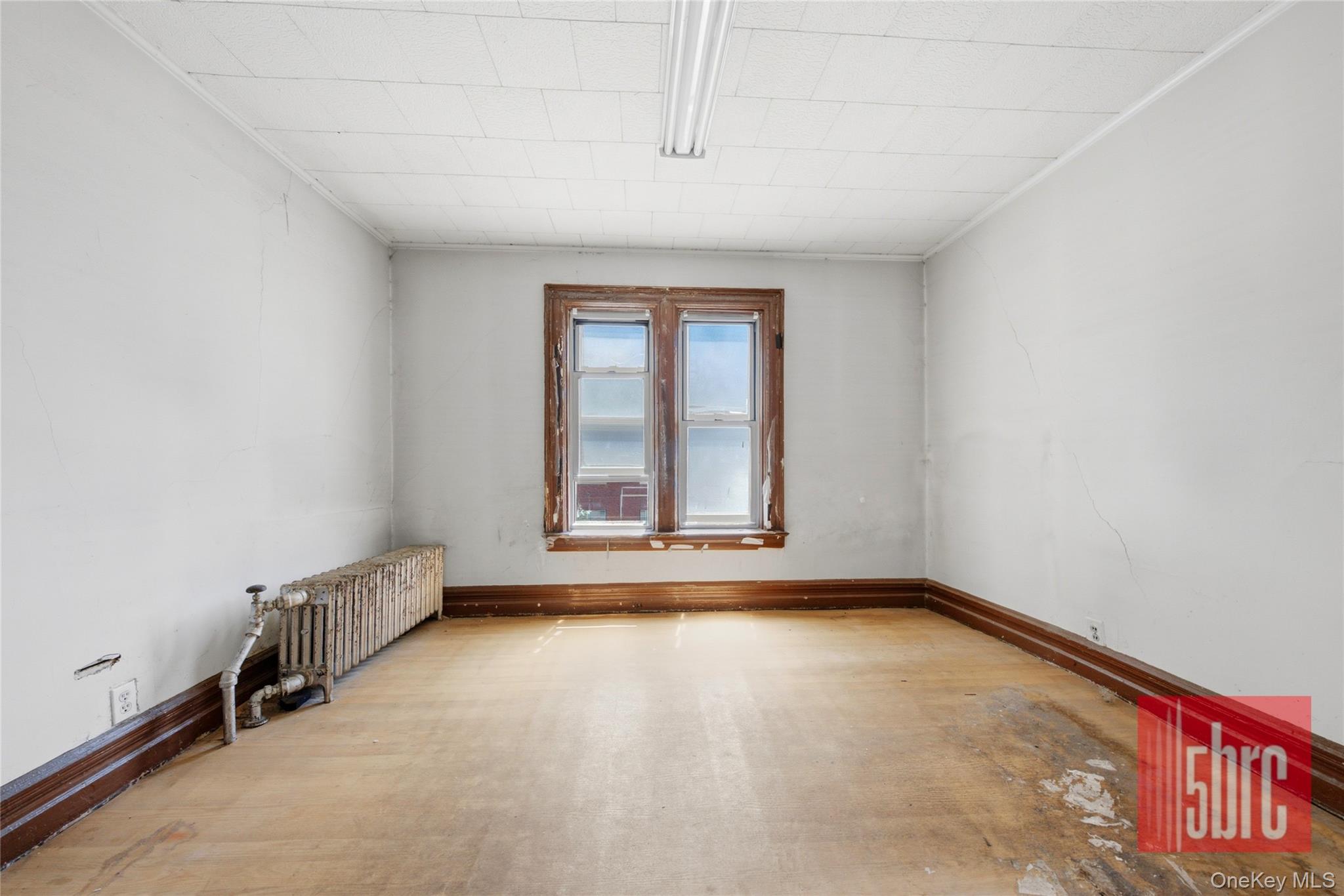 1201 37th Street Property Photo 12