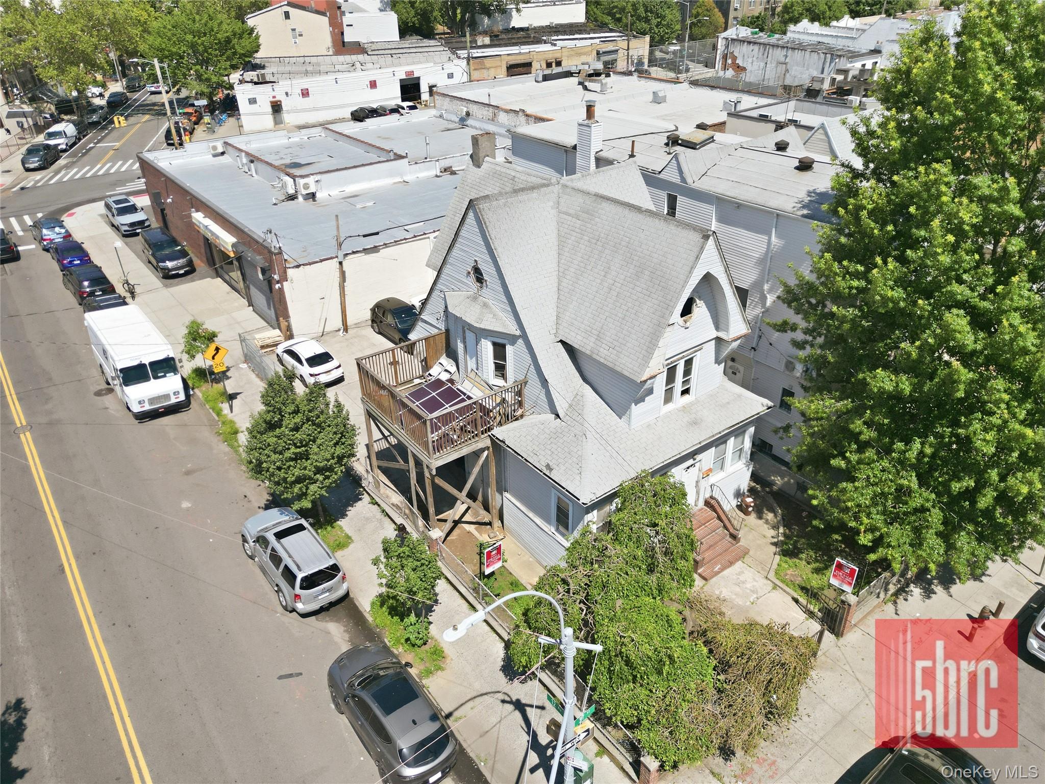 1201 37th Street Property Photo 23