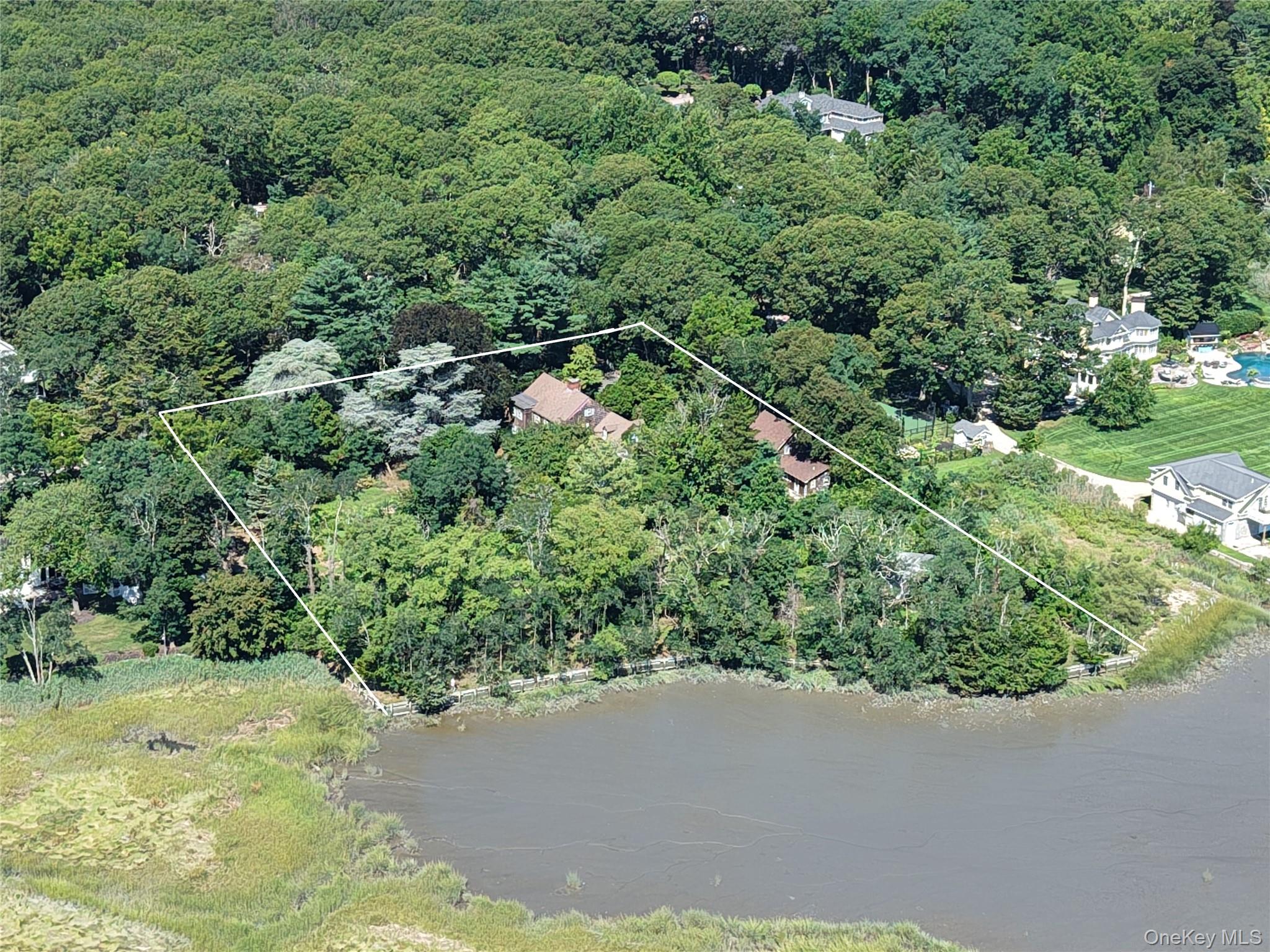 75 Old Field Road Property Photo 9