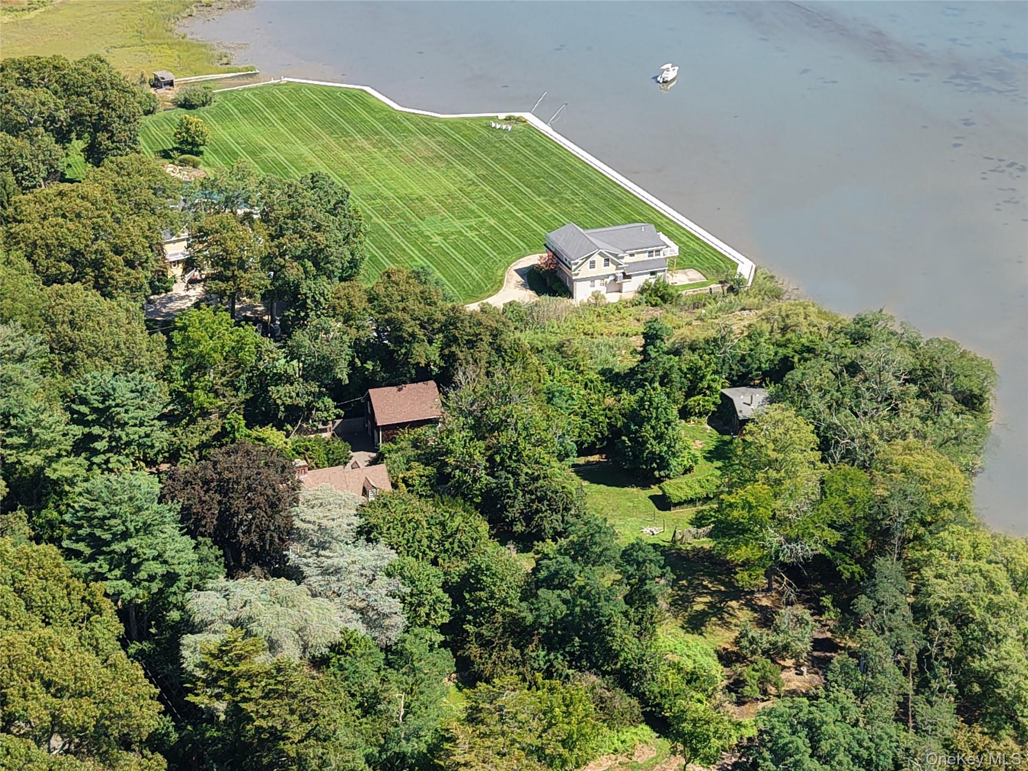 75 Old Field Road Property Photo 10