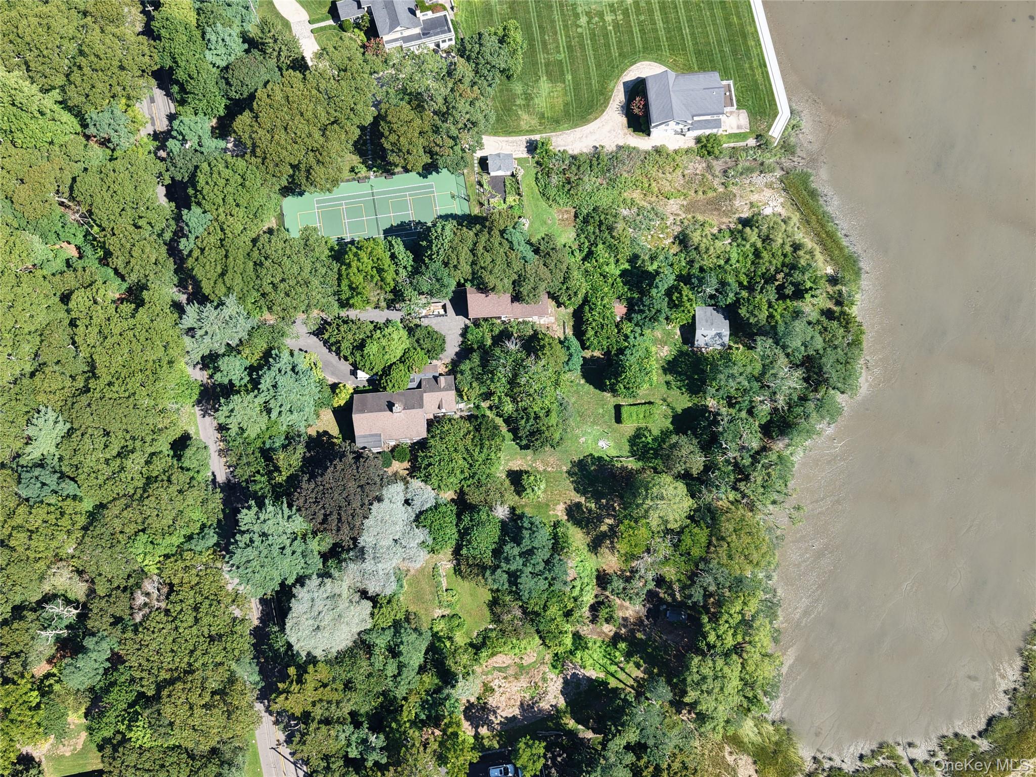 75 Old Field Road Property Photo 11