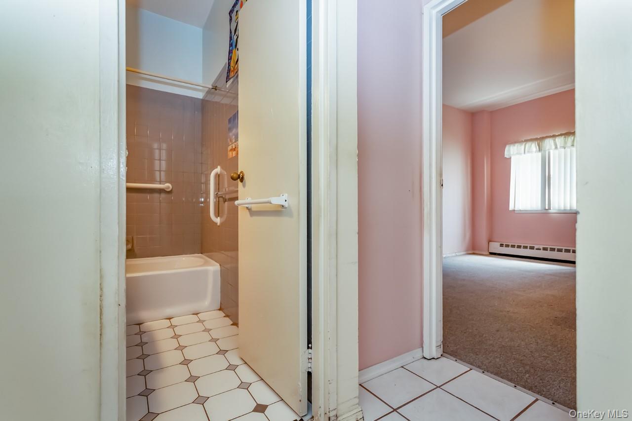 1 Lakeview Drive Ll5 Property Photo 18