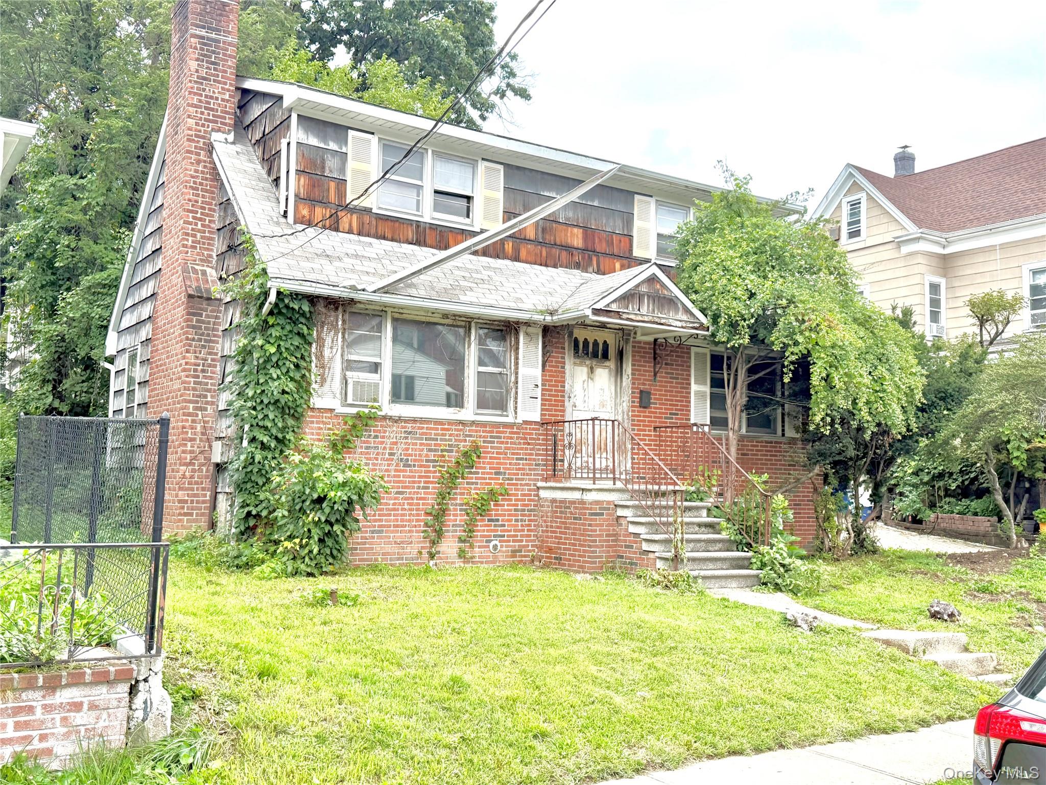 131 Overlook Street Property Photo 1