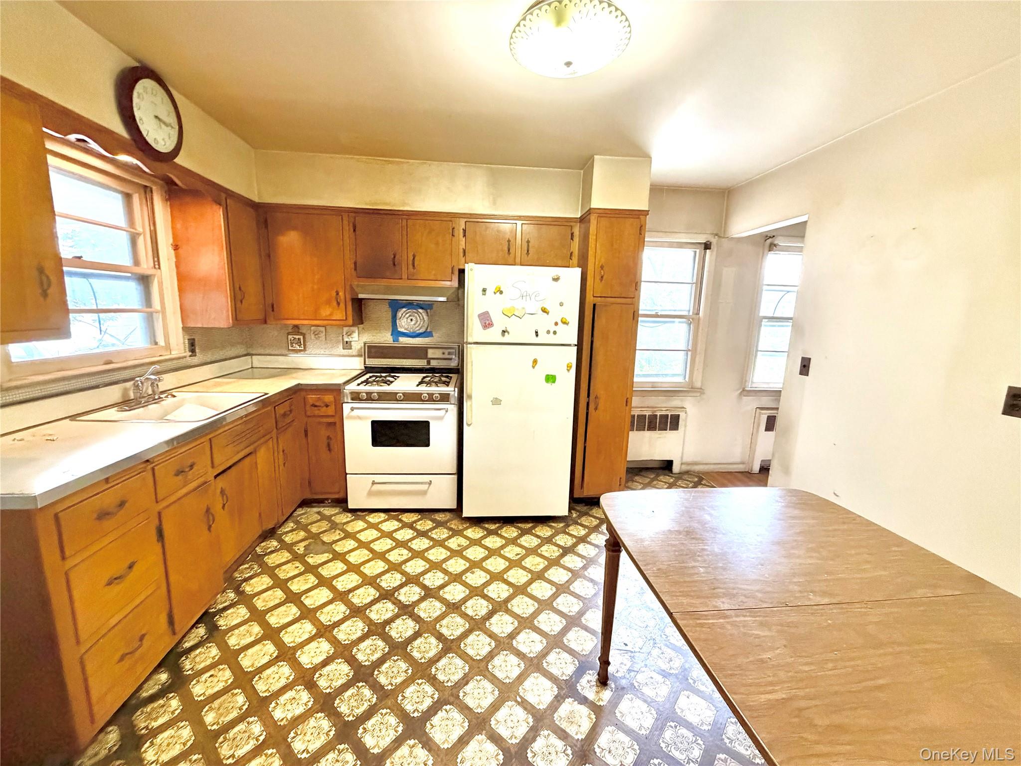 131 Overlook Street Property Photo 6