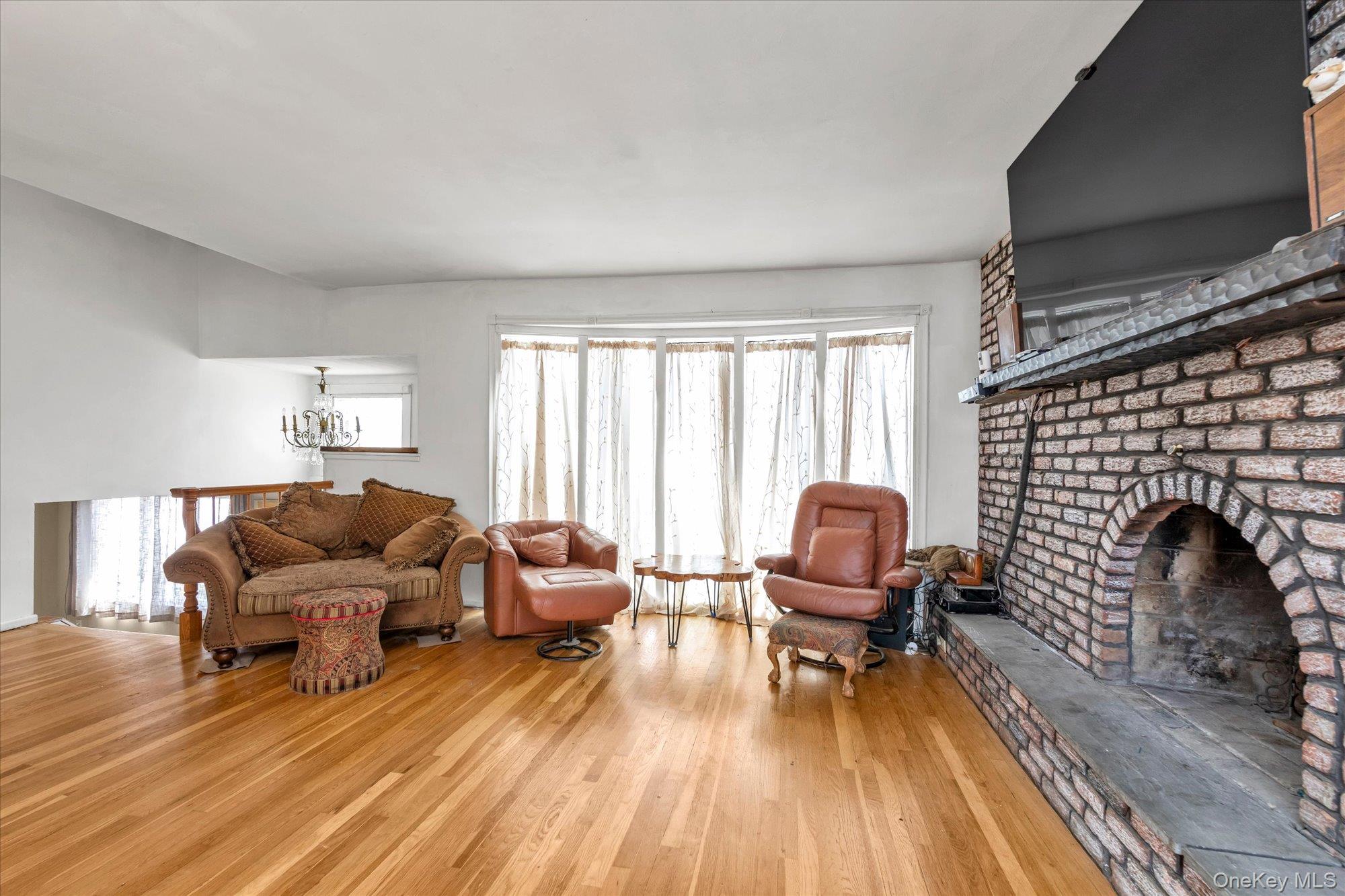 2760 Bellmore Avenue Property Photo 2