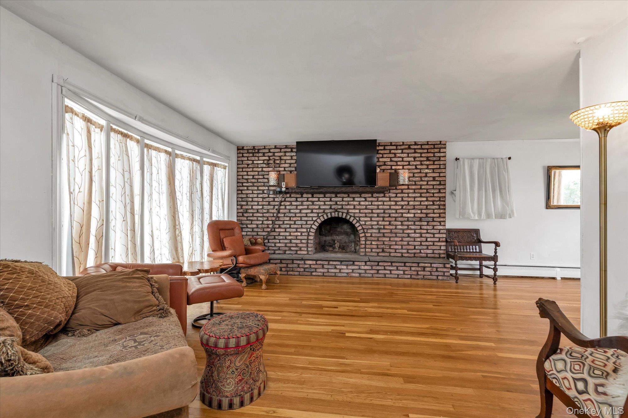 2760 Bellmore Avenue Property Photo 3