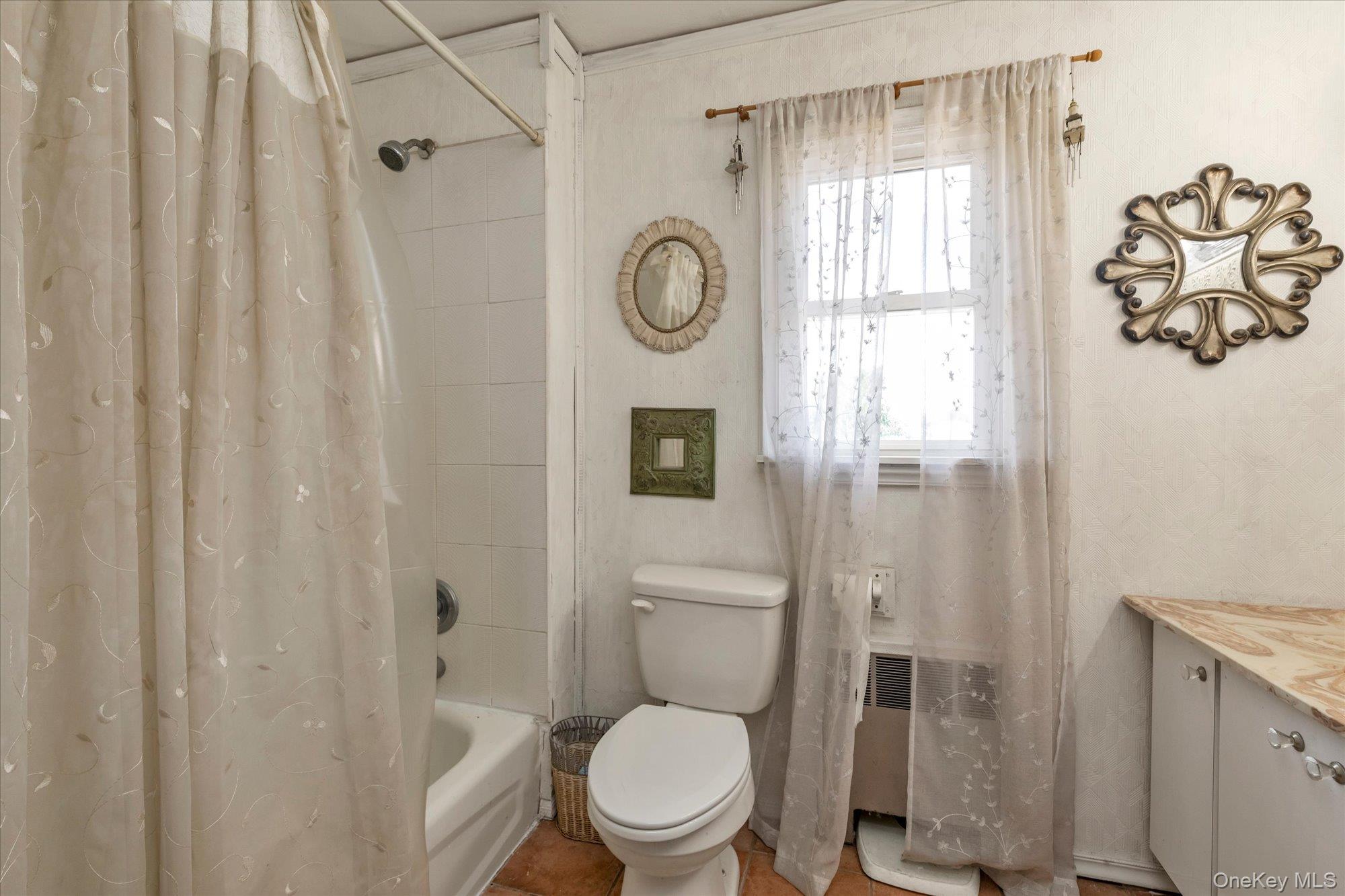 2760 Bellmore Avenue Property Photo 15