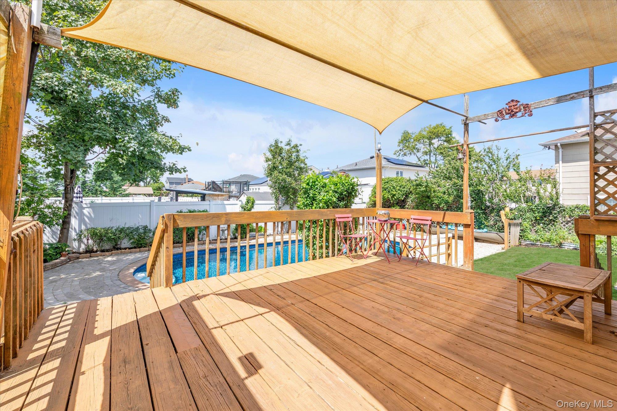 2760 Bellmore Avenue Property Photo 22