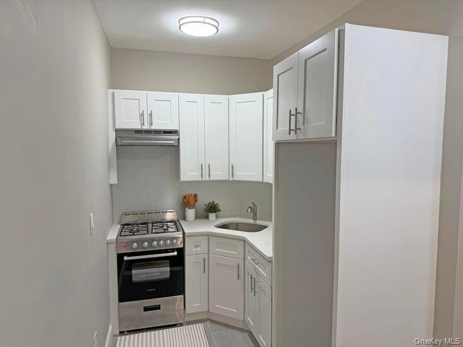501 W 156th Street 32 Property Photo 3