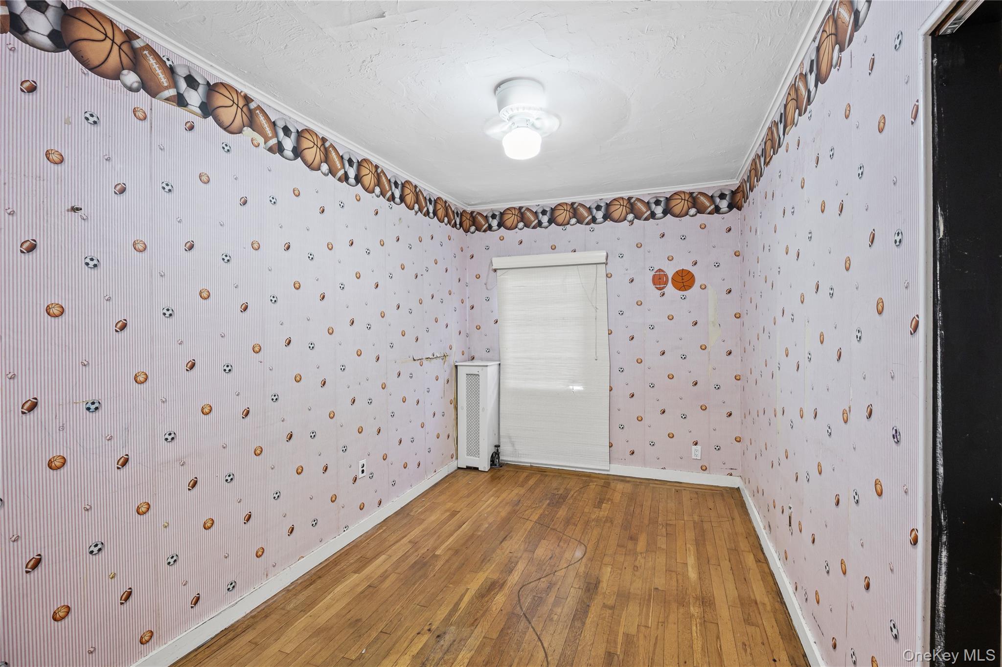 319 Frankel Boulevard Property Photo 22