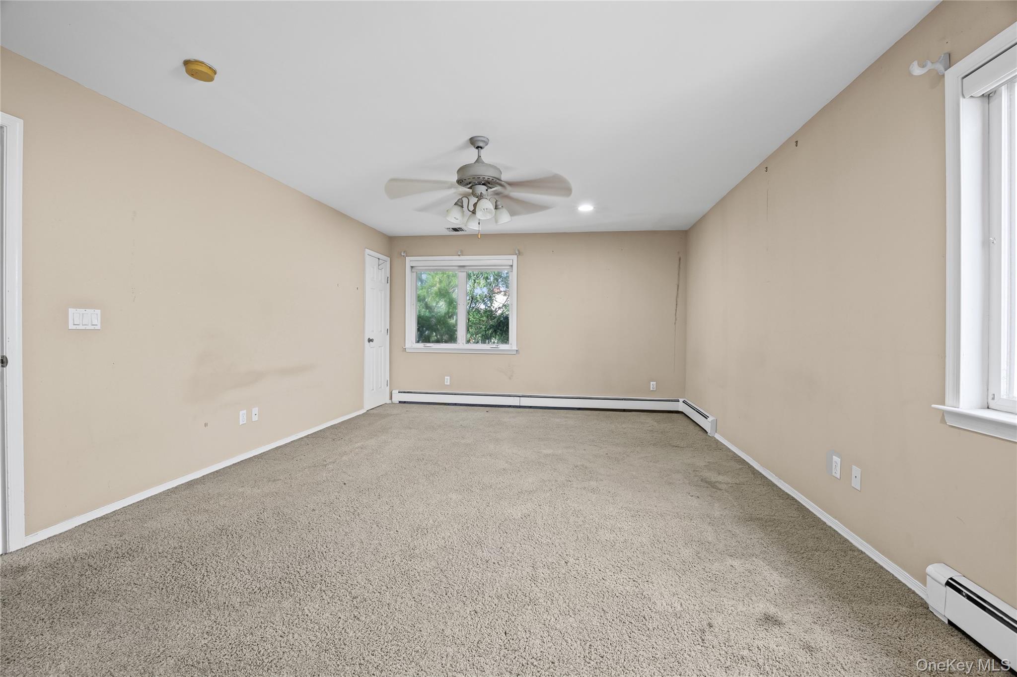319 Frankel Boulevard Property Photo 27