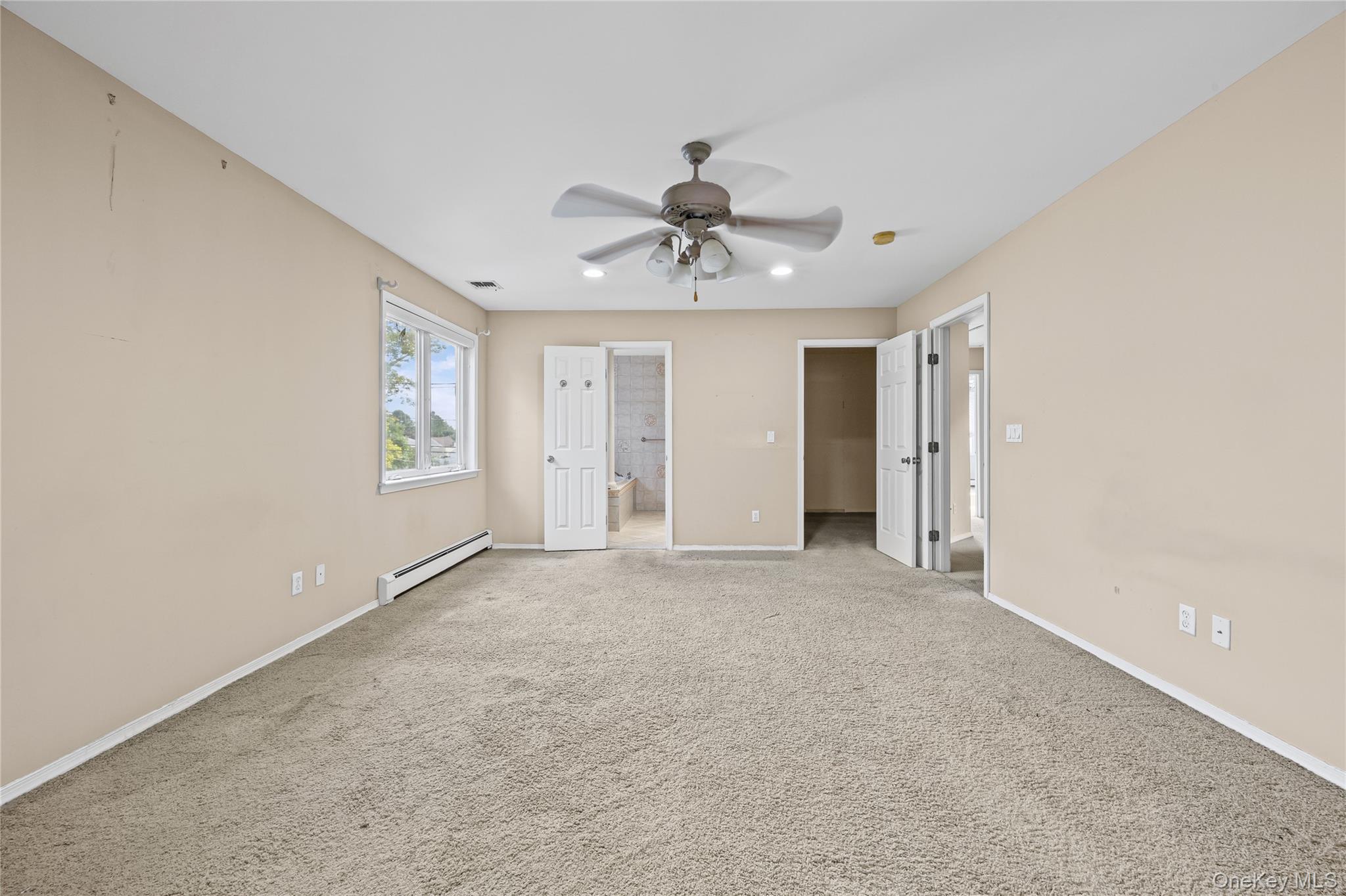 319 Frankel Boulevard Property Photo 28