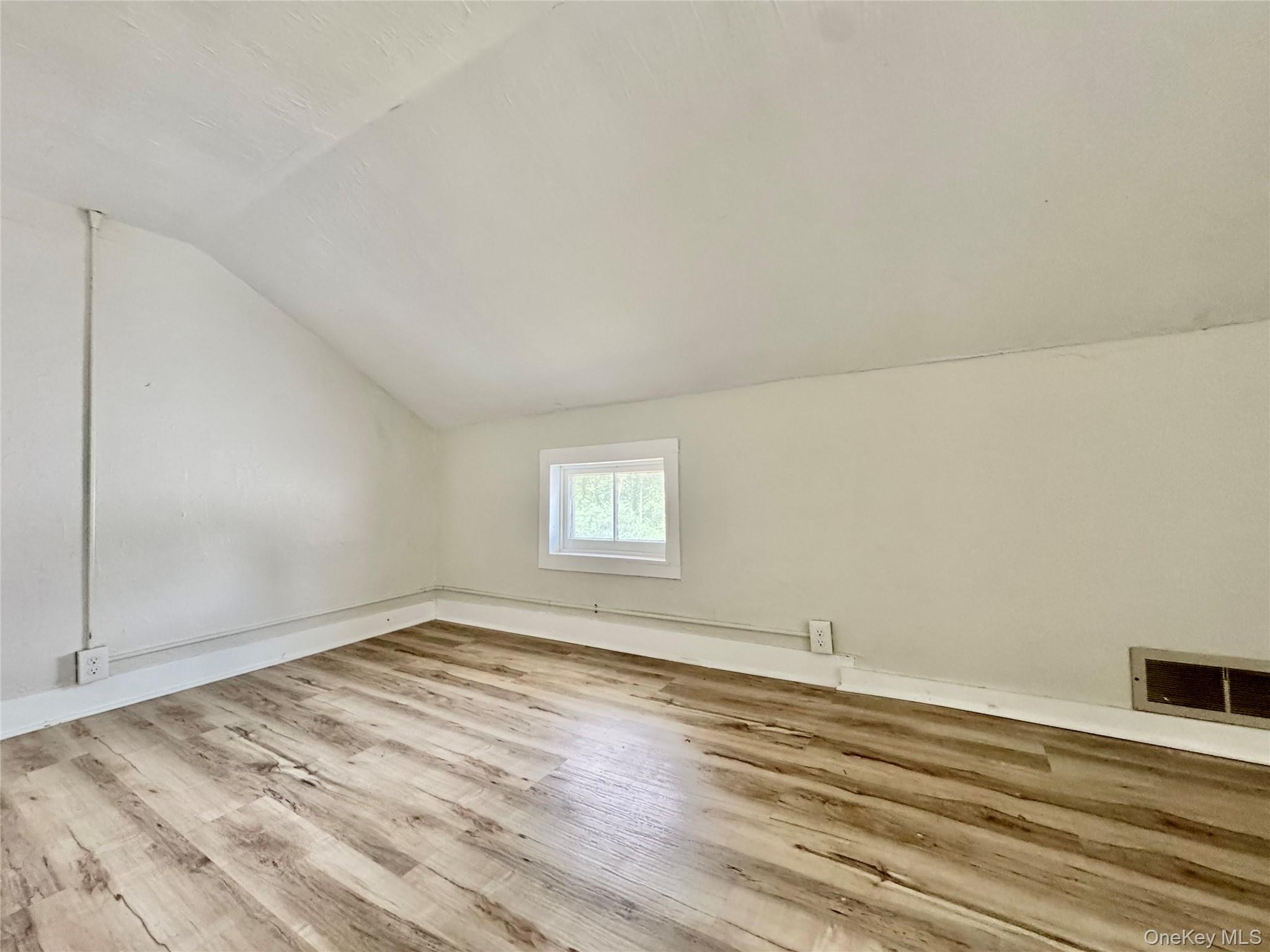 64 Homestead Lane Property Photo 13