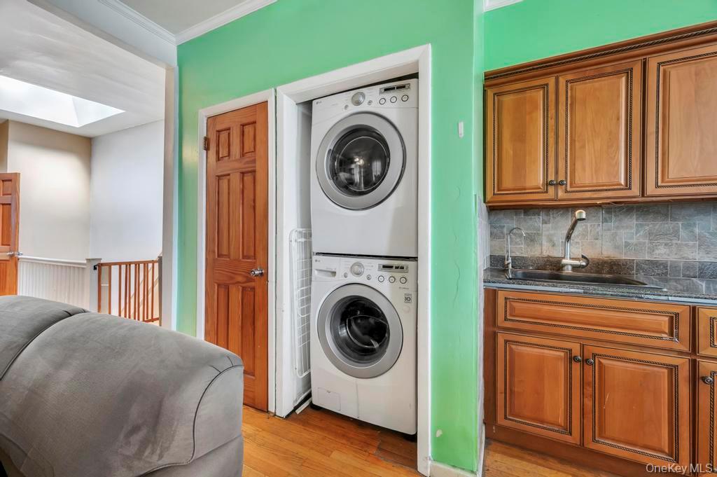 6144 Eliot Avenue Property Photo 11