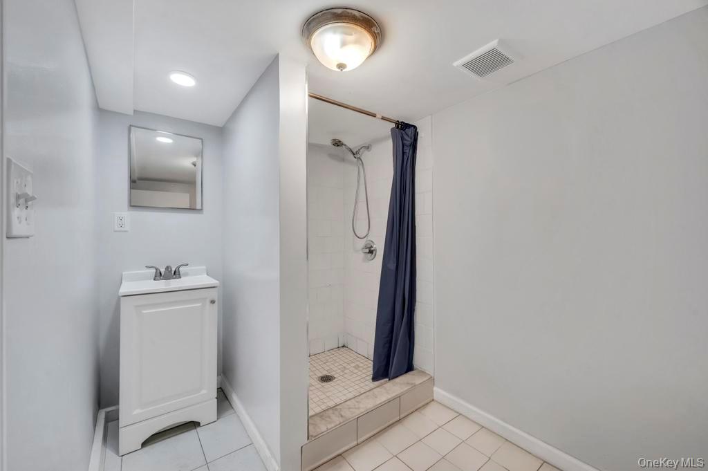 6144 Eliot Avenue Property Photo 28