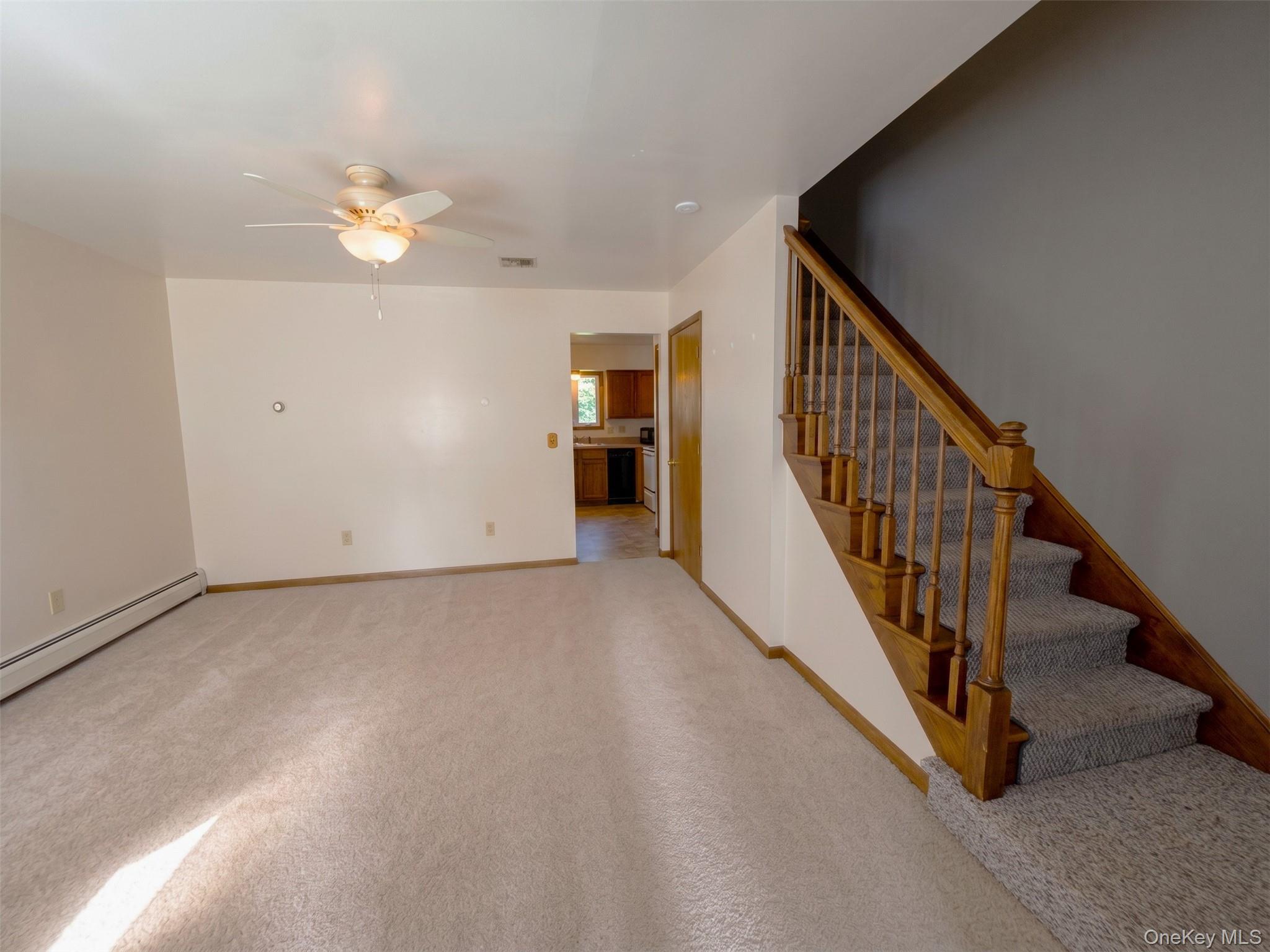 17 Brooks Lane B Property Photo 4