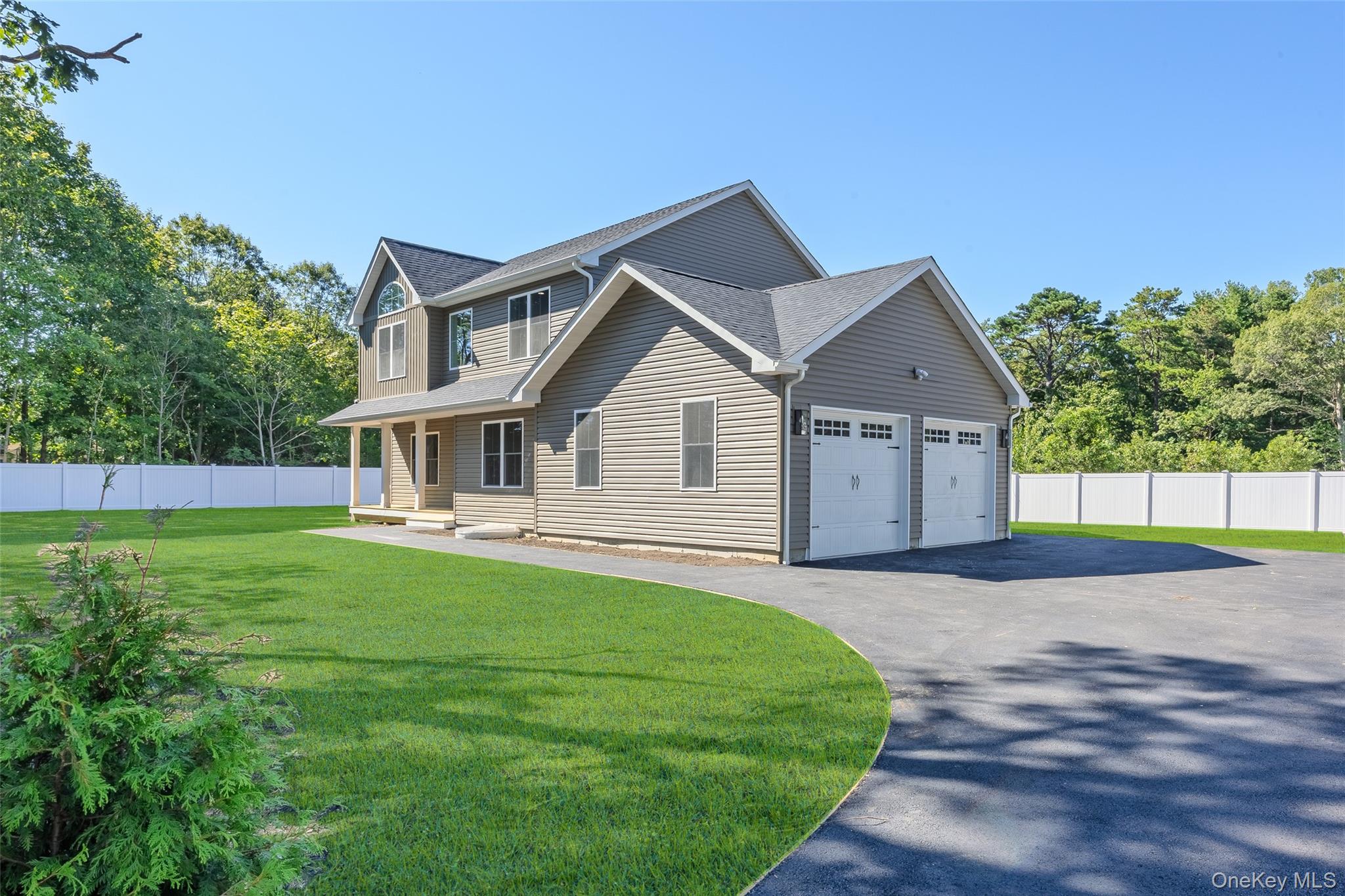 557 Canal Road Property Photo 2