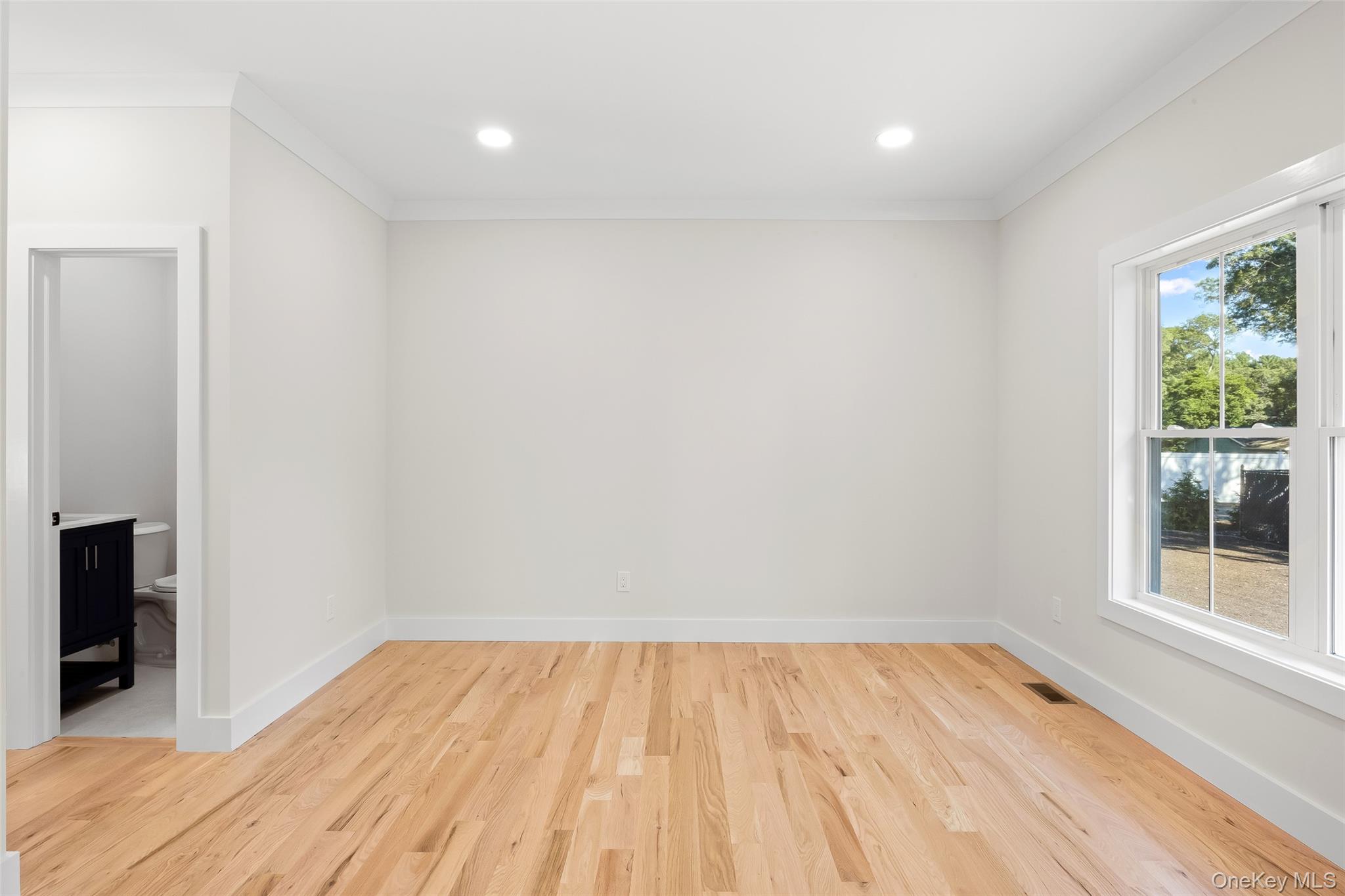 557 Canal Road Property Photo 7